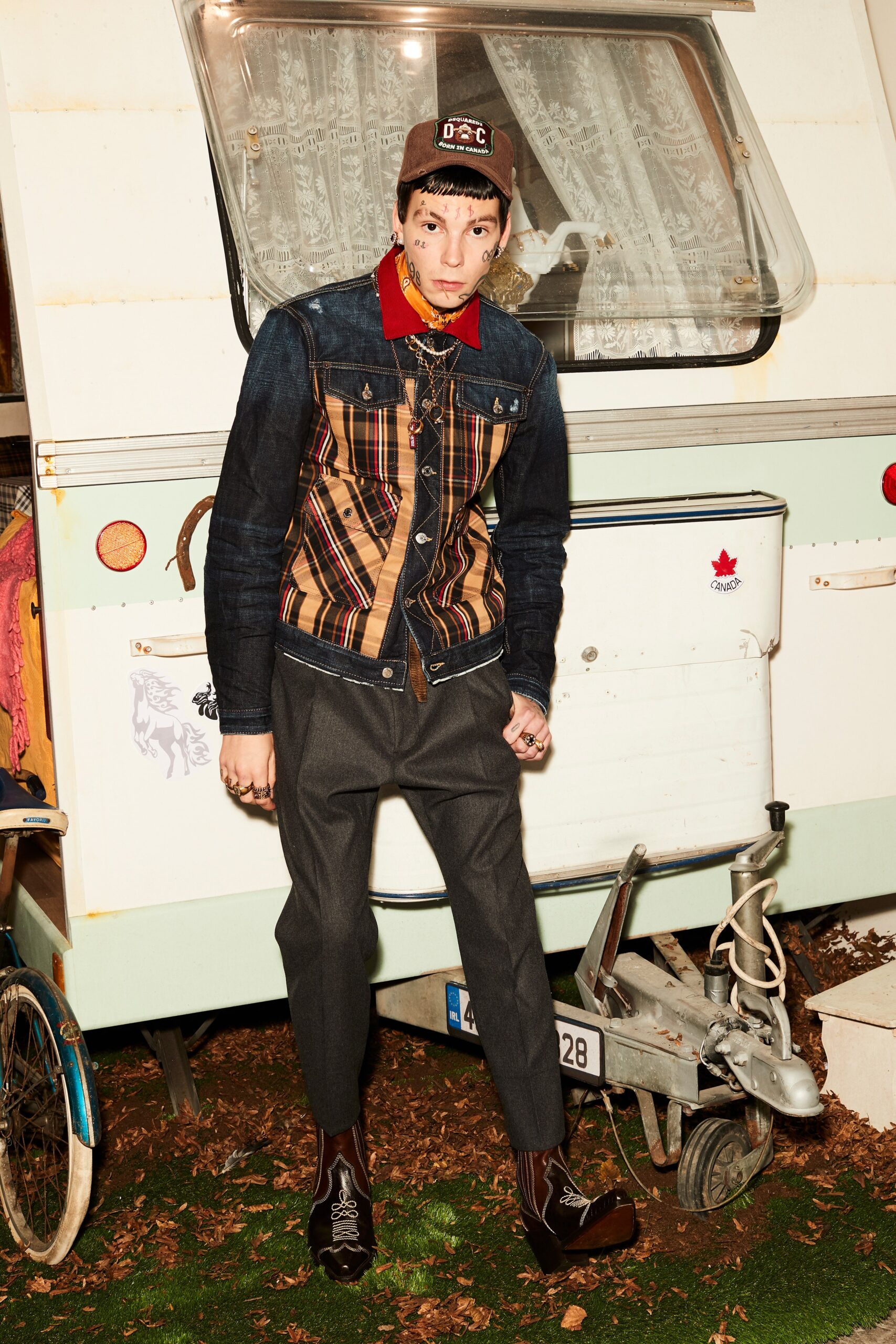 Dsquared2 F/W 21 Look 39