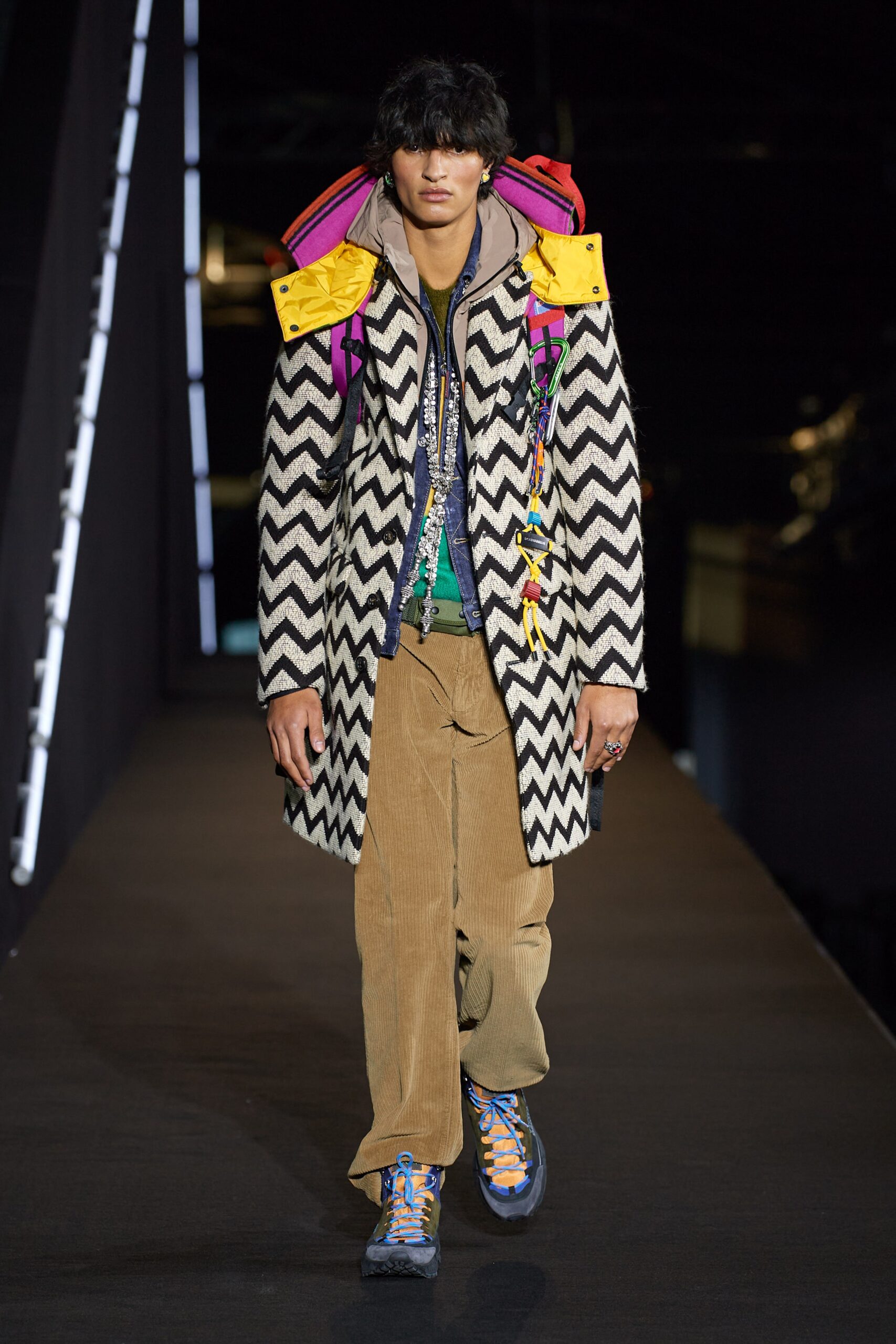 Dsquared2 F/W 22 Menswear Look 39