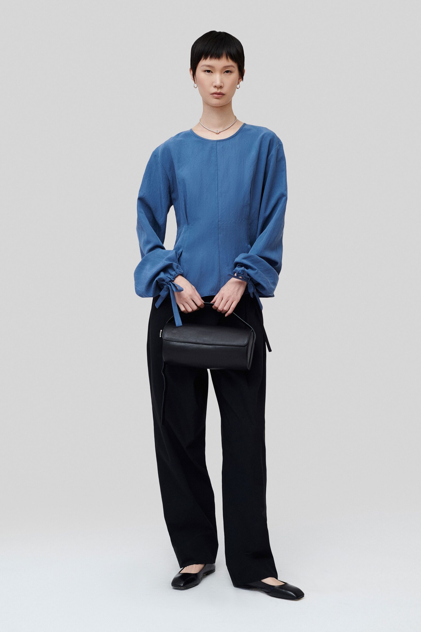 Deveaux F/W 23 Look 37
