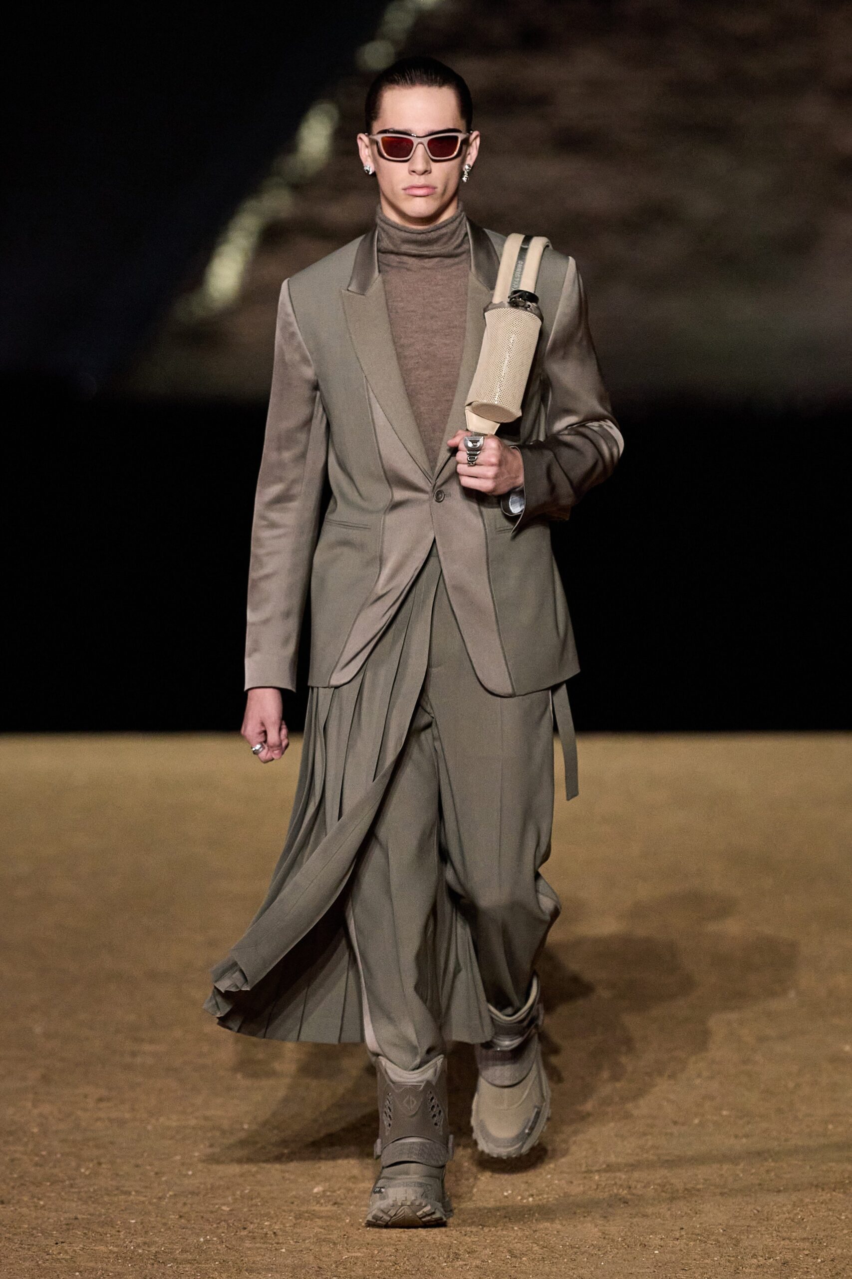 Dior Men F/W 23 Look 39