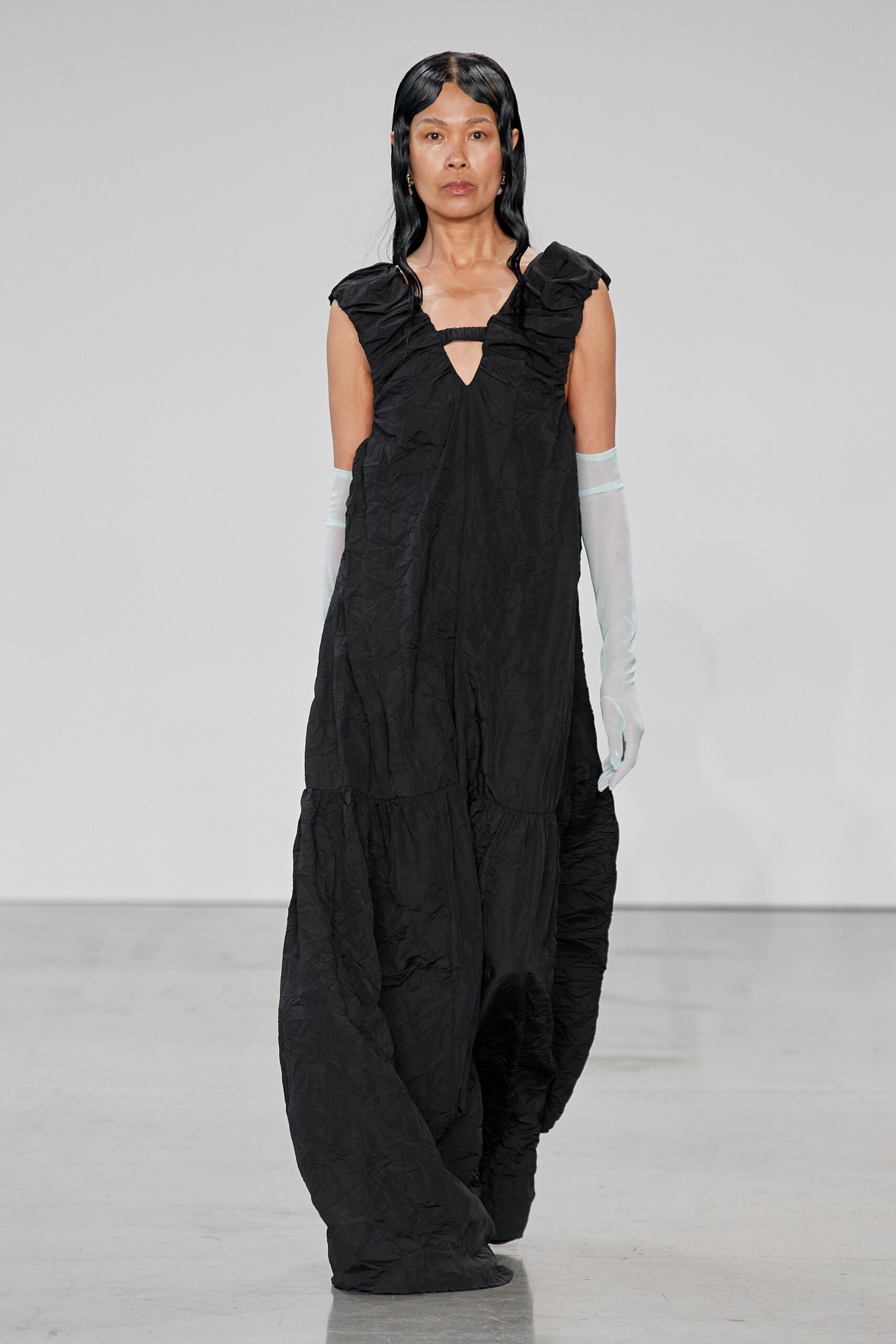 Deveaux S/S 23 Look 41