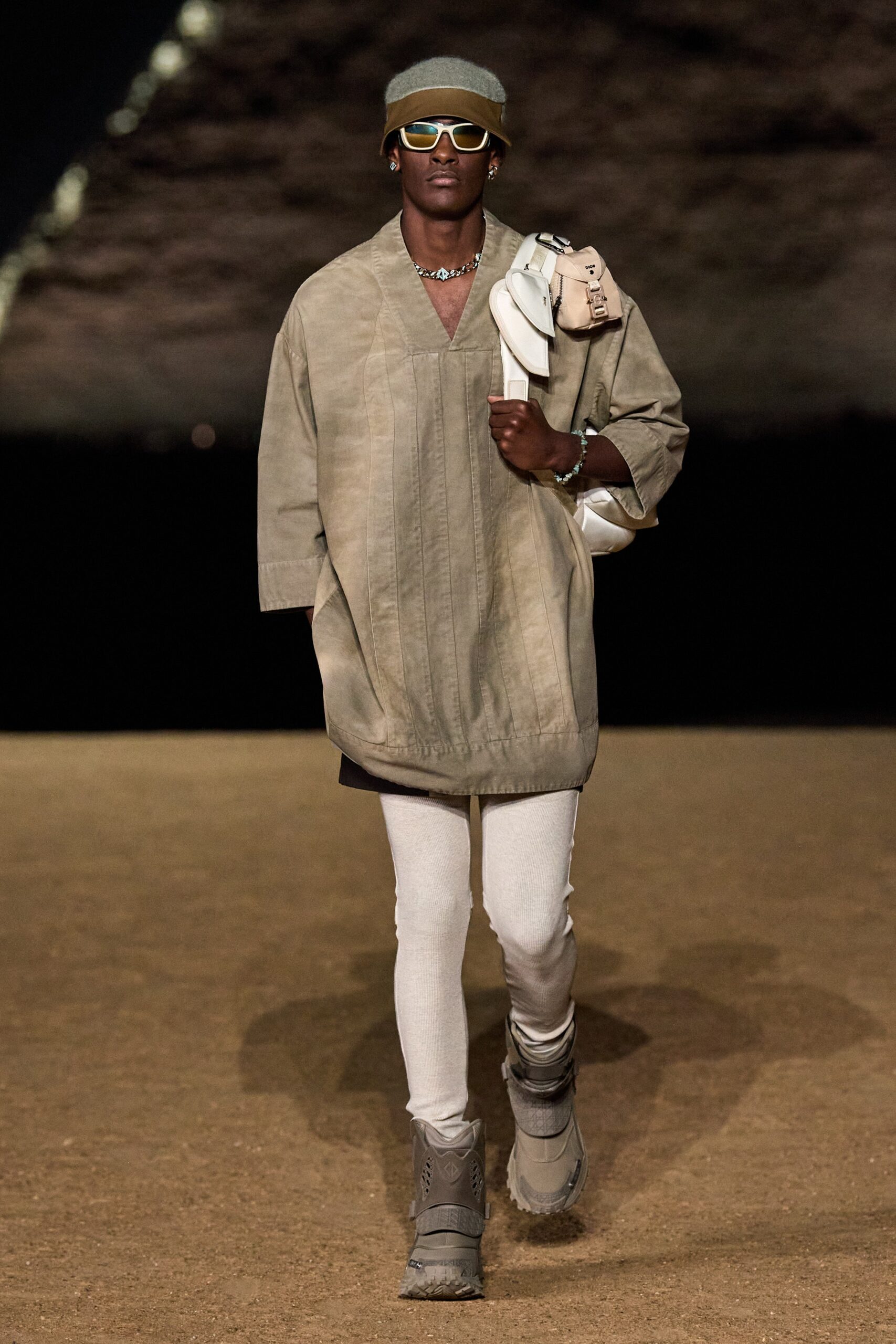 Dior Men F/W 23 Look 41