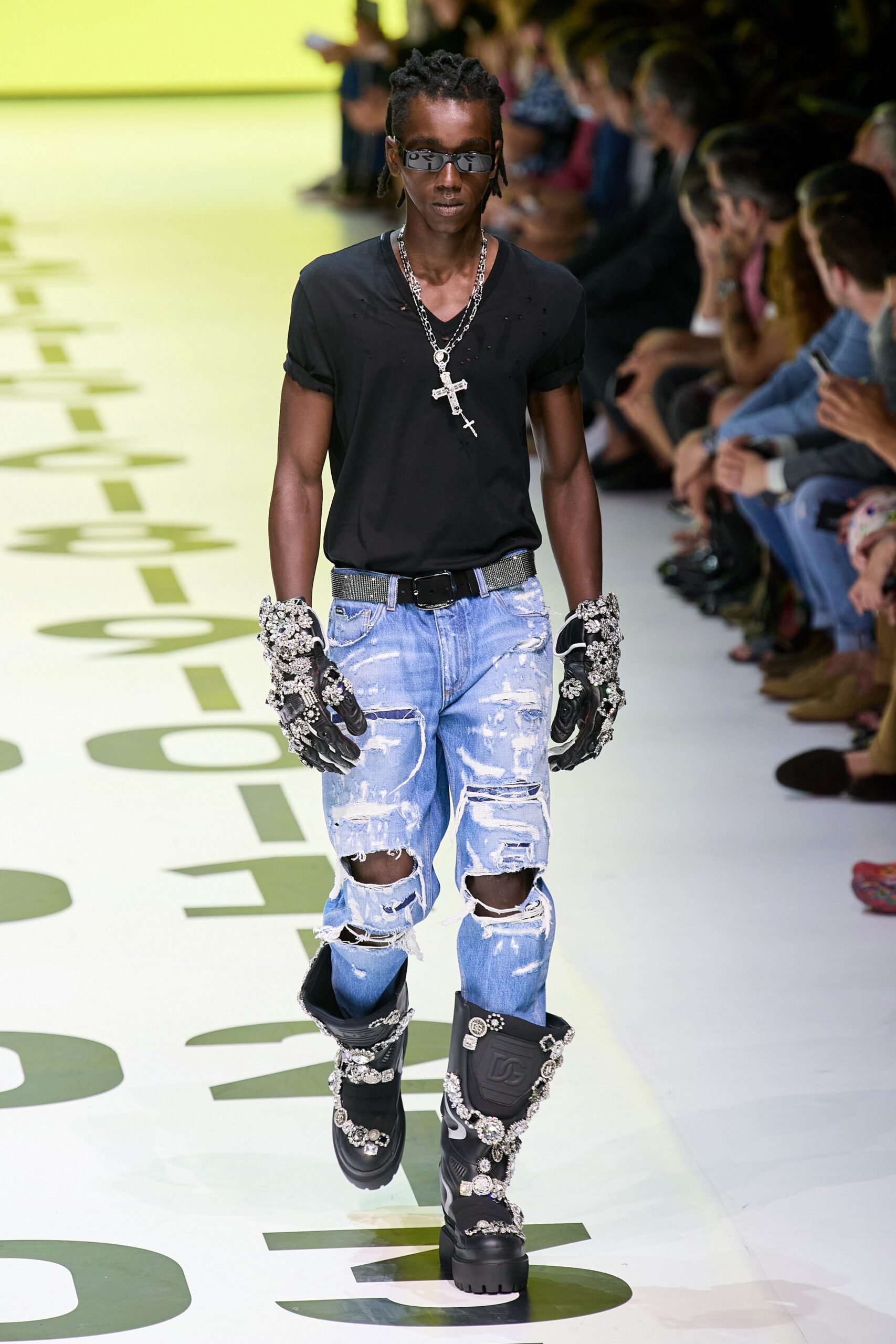 Dolce & Gabbana S/S 23 Menswear Look 41