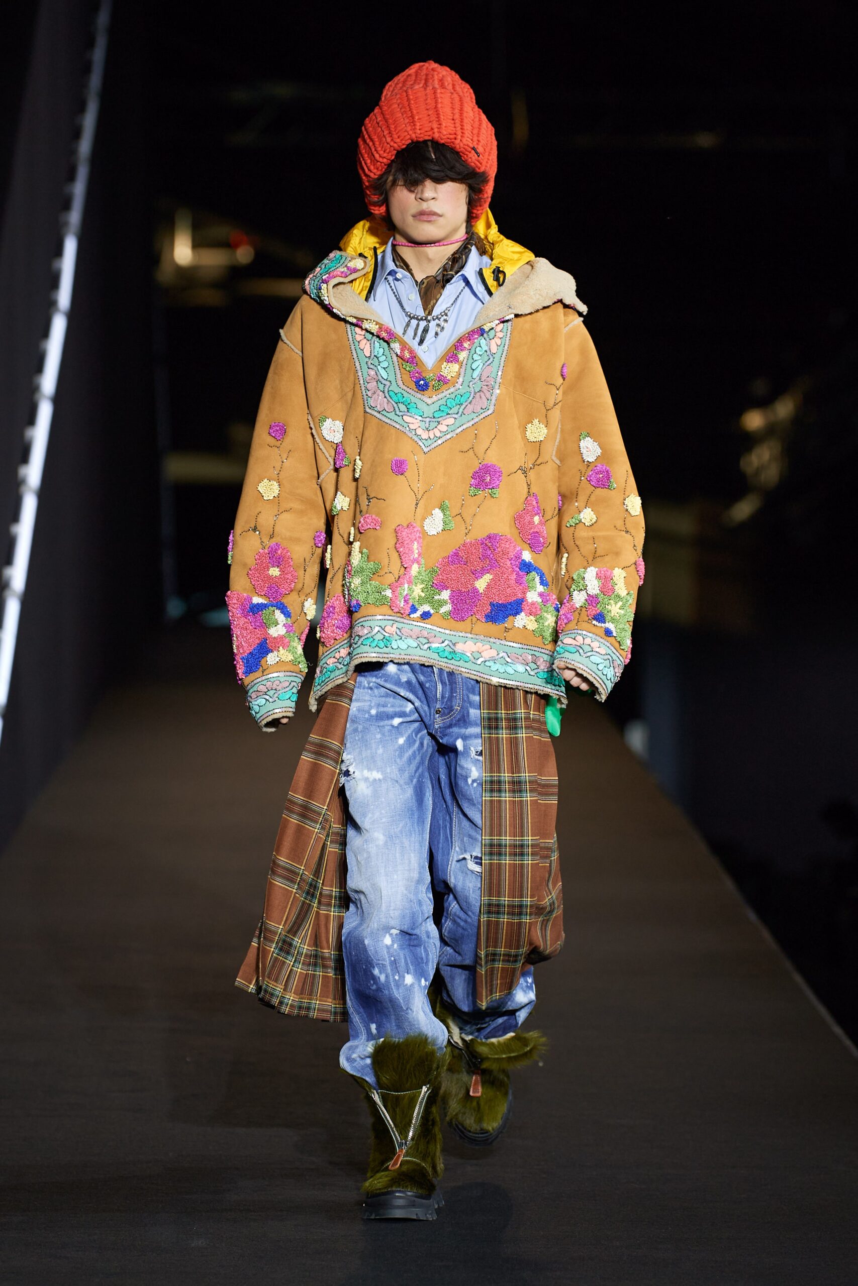 Dsquared2 F/W 22 Menswear Look 42