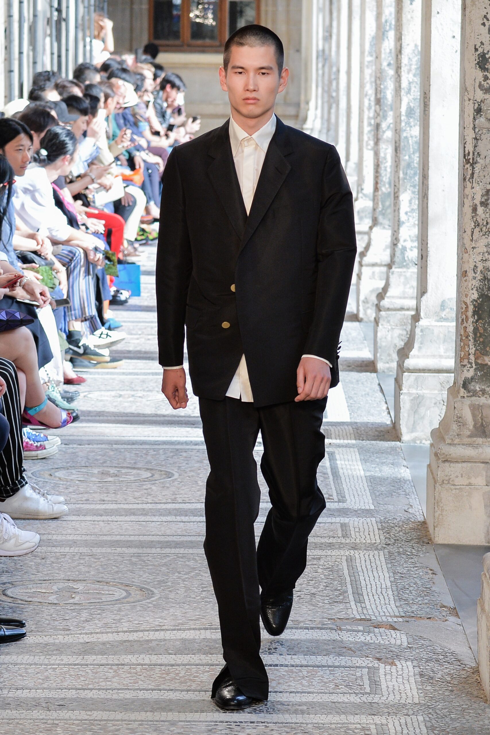 Dunhill S/S 19 Menswear Look 42