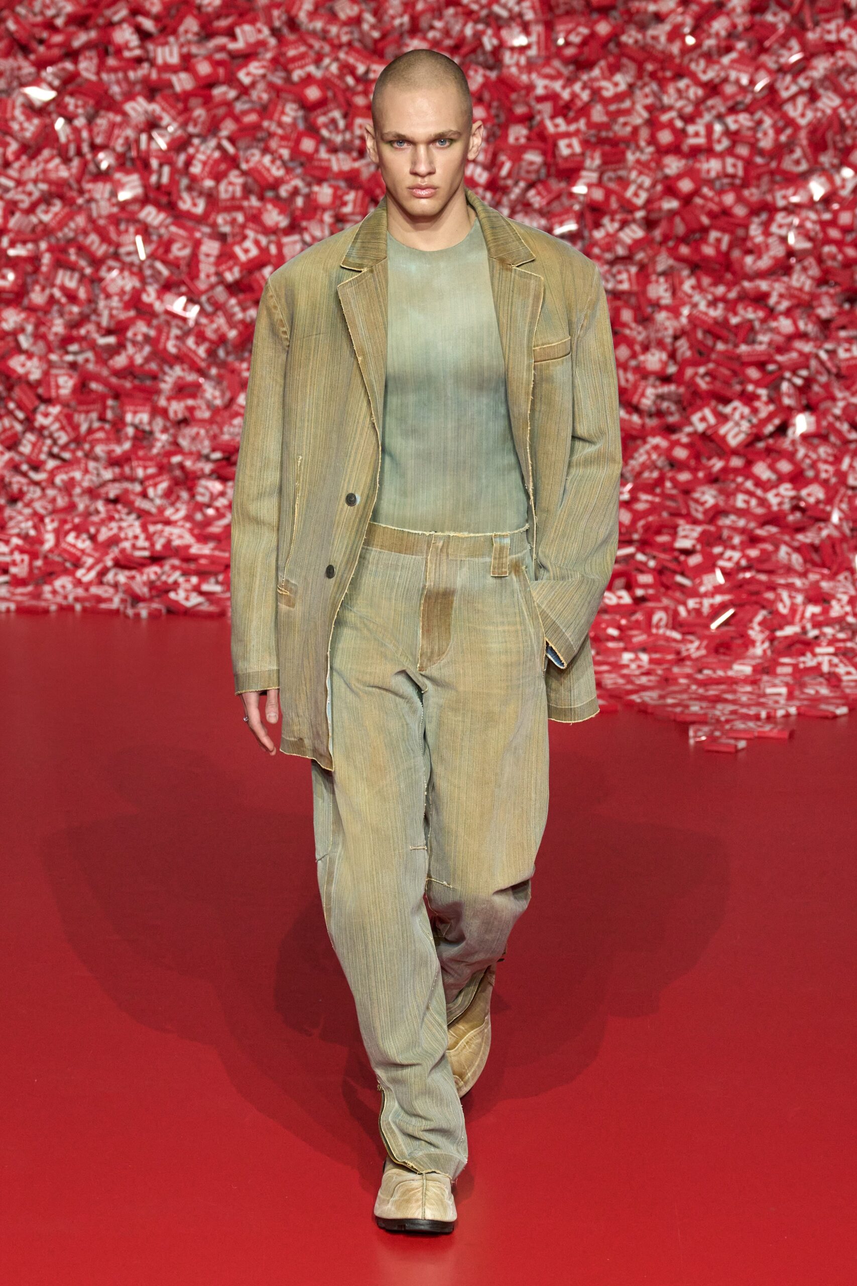 Diesel F/W 23 Look 42