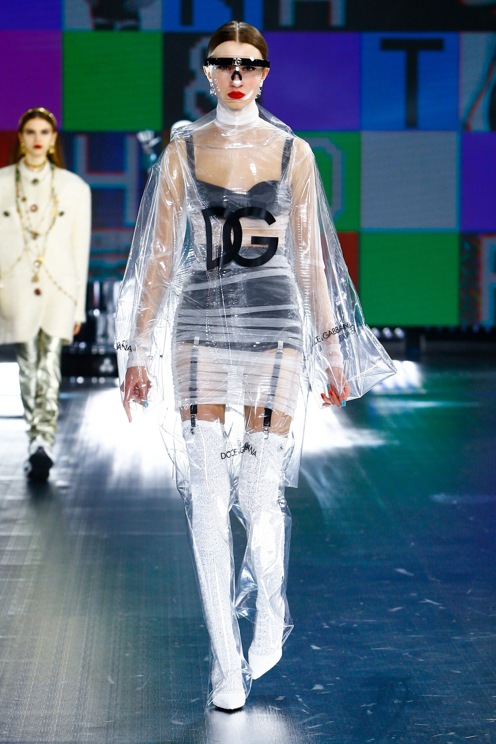 Dolce & Gabbana F/W 21 Look 41