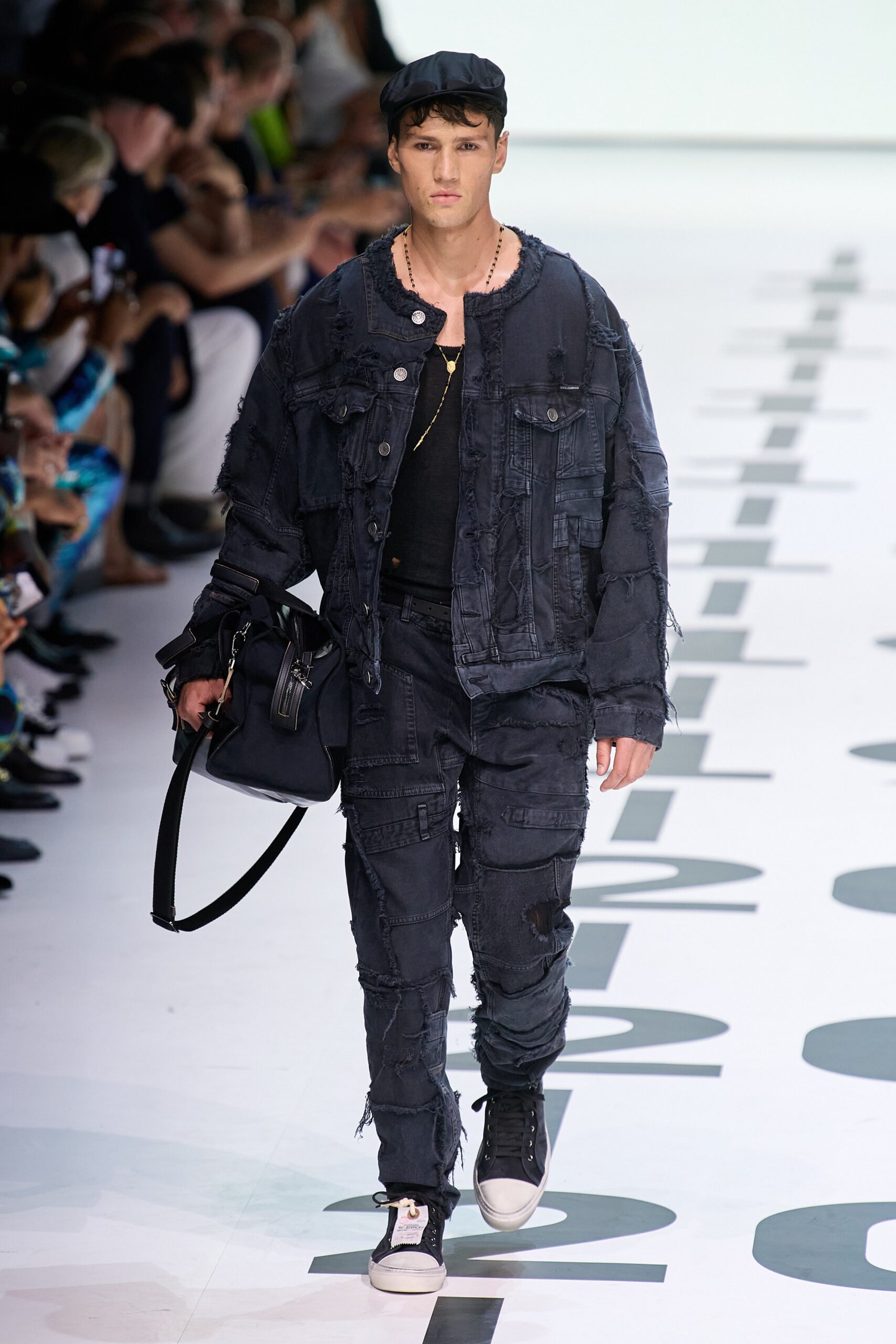 Dolce & Gabbana S/S 23 Menswear Look 42