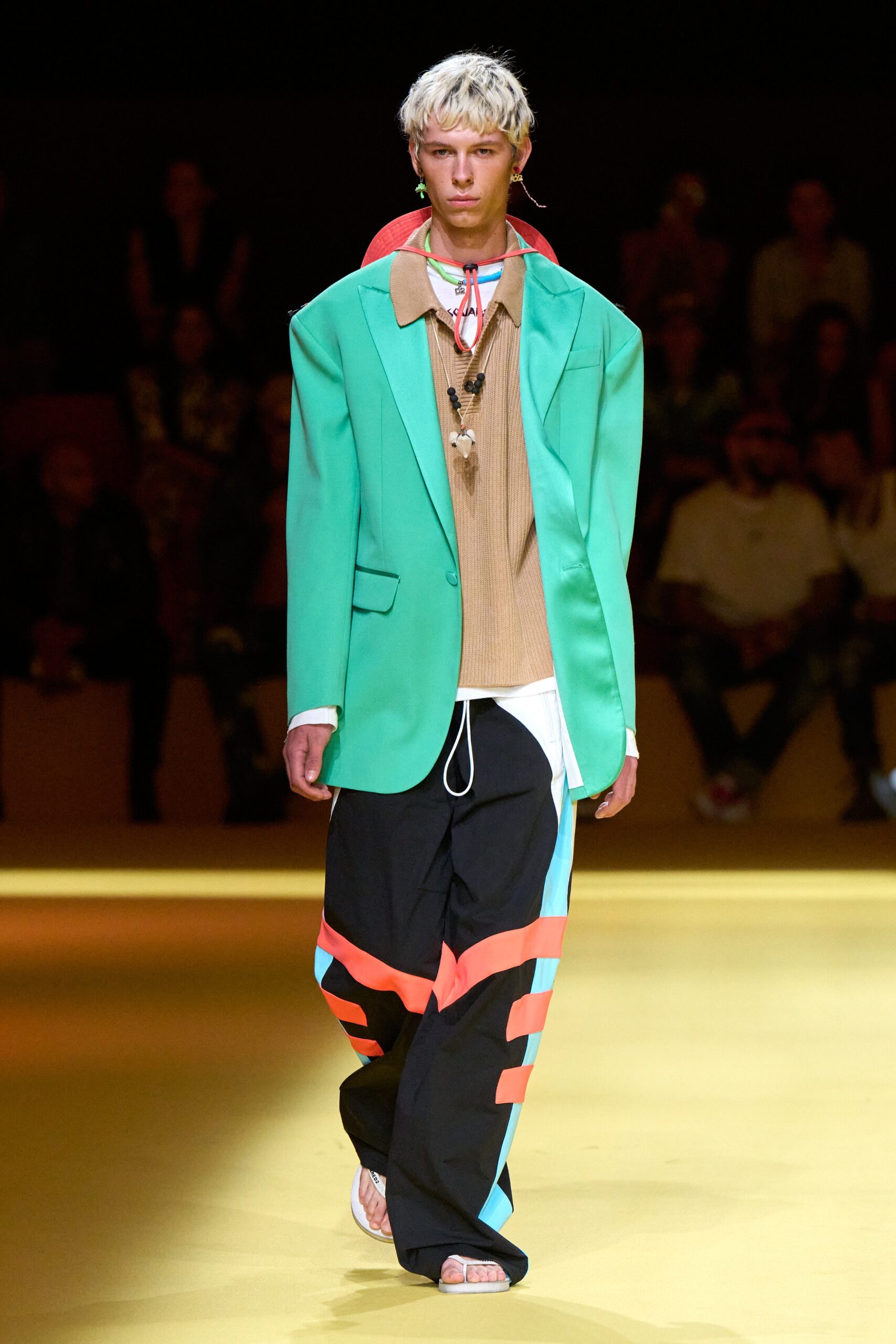 Dsquared2 S/S 23 Menswear Look 44