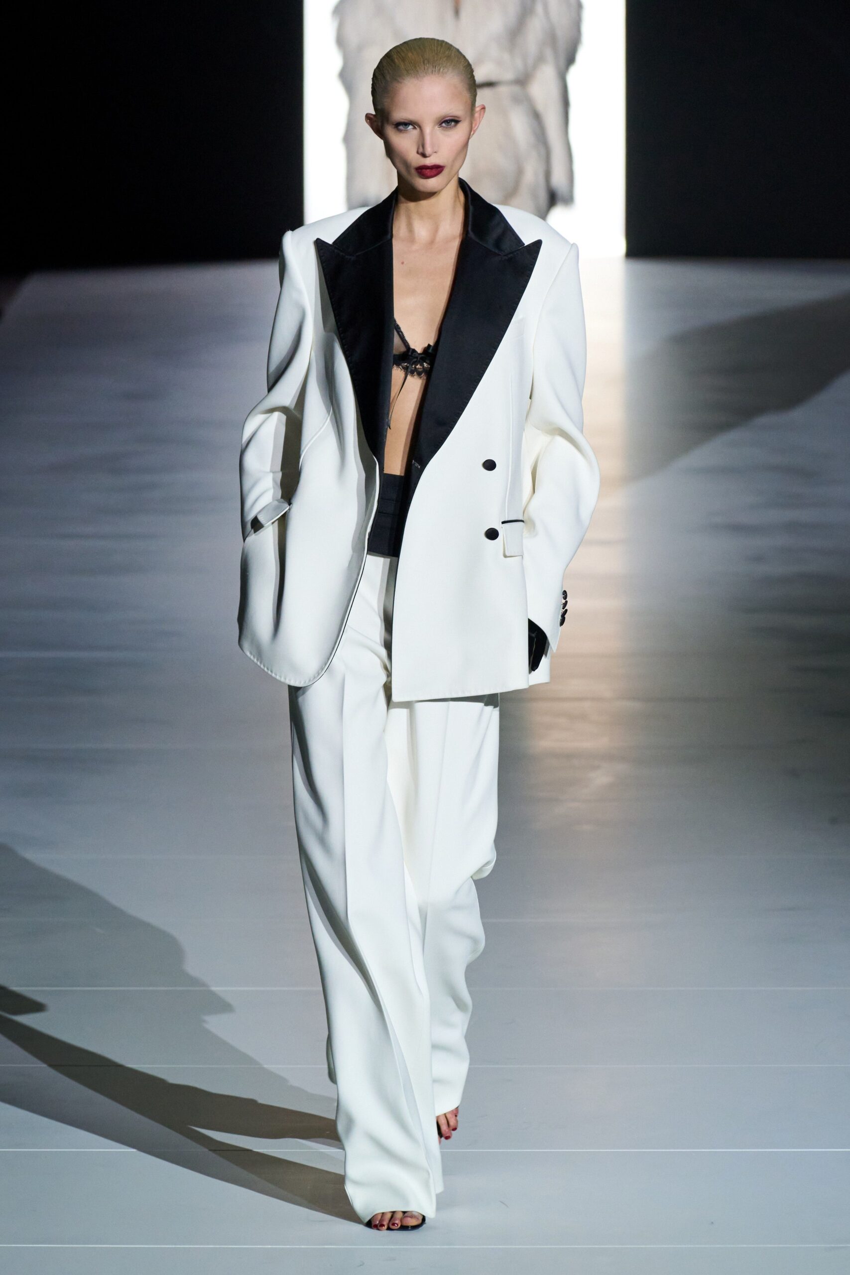 Dolce & Gabbana F/W 23 Look 46