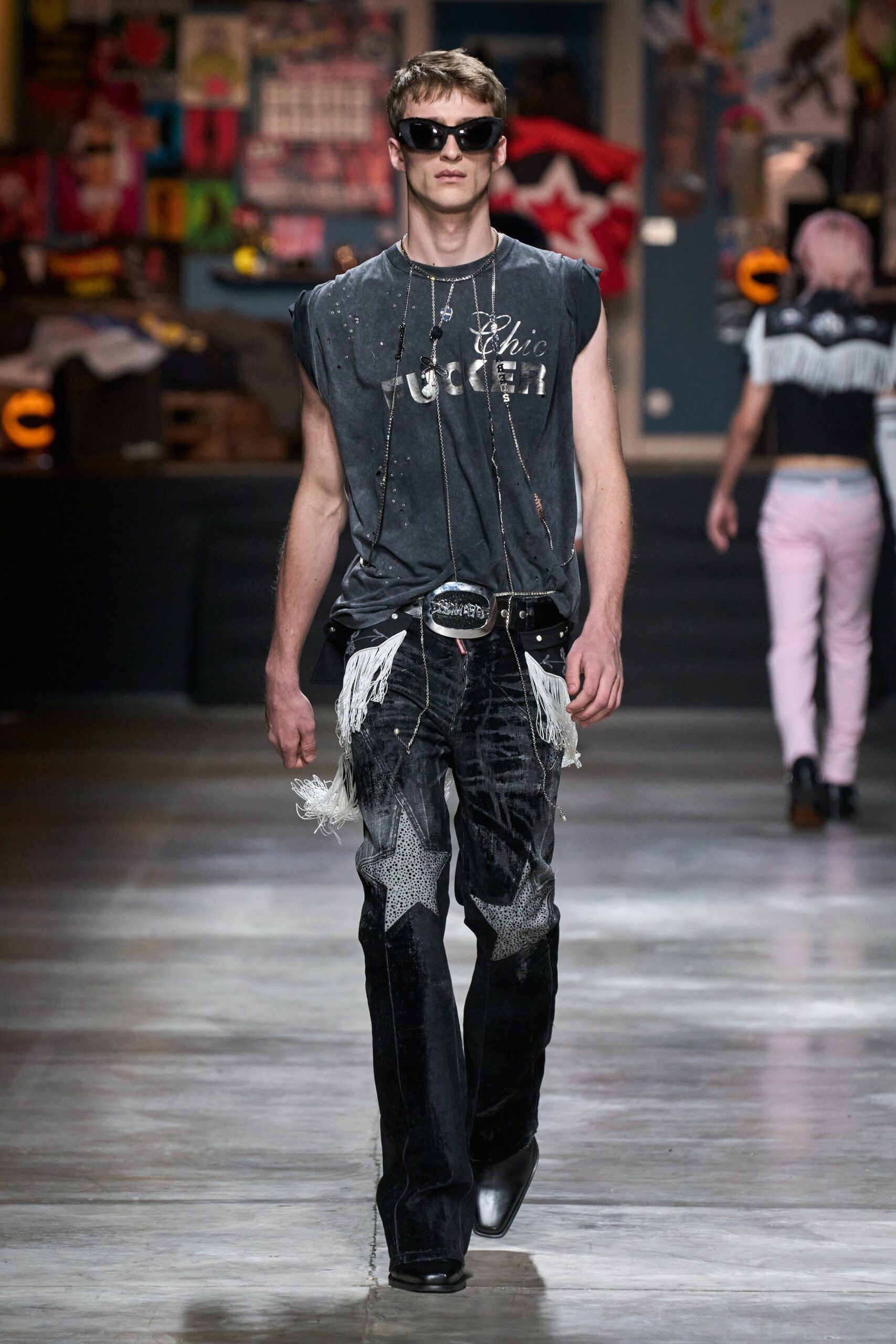 Dsquared2 F/W 23 Menswear Look 46