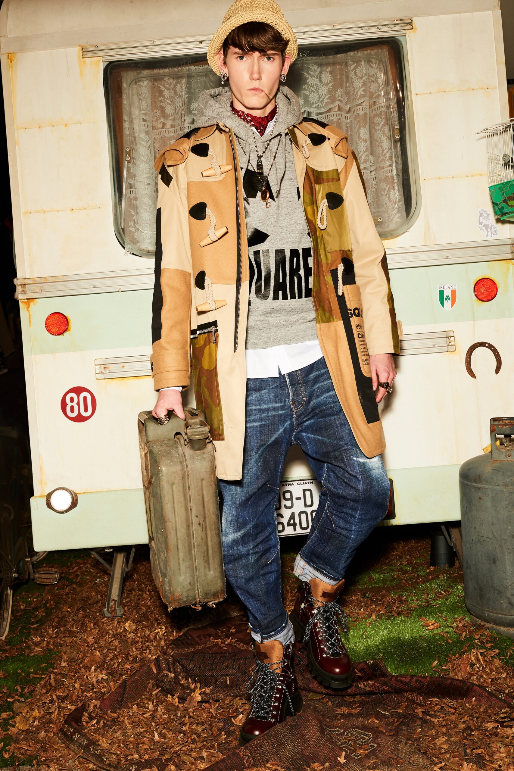 Dsquared2 F/W 21 Look 47