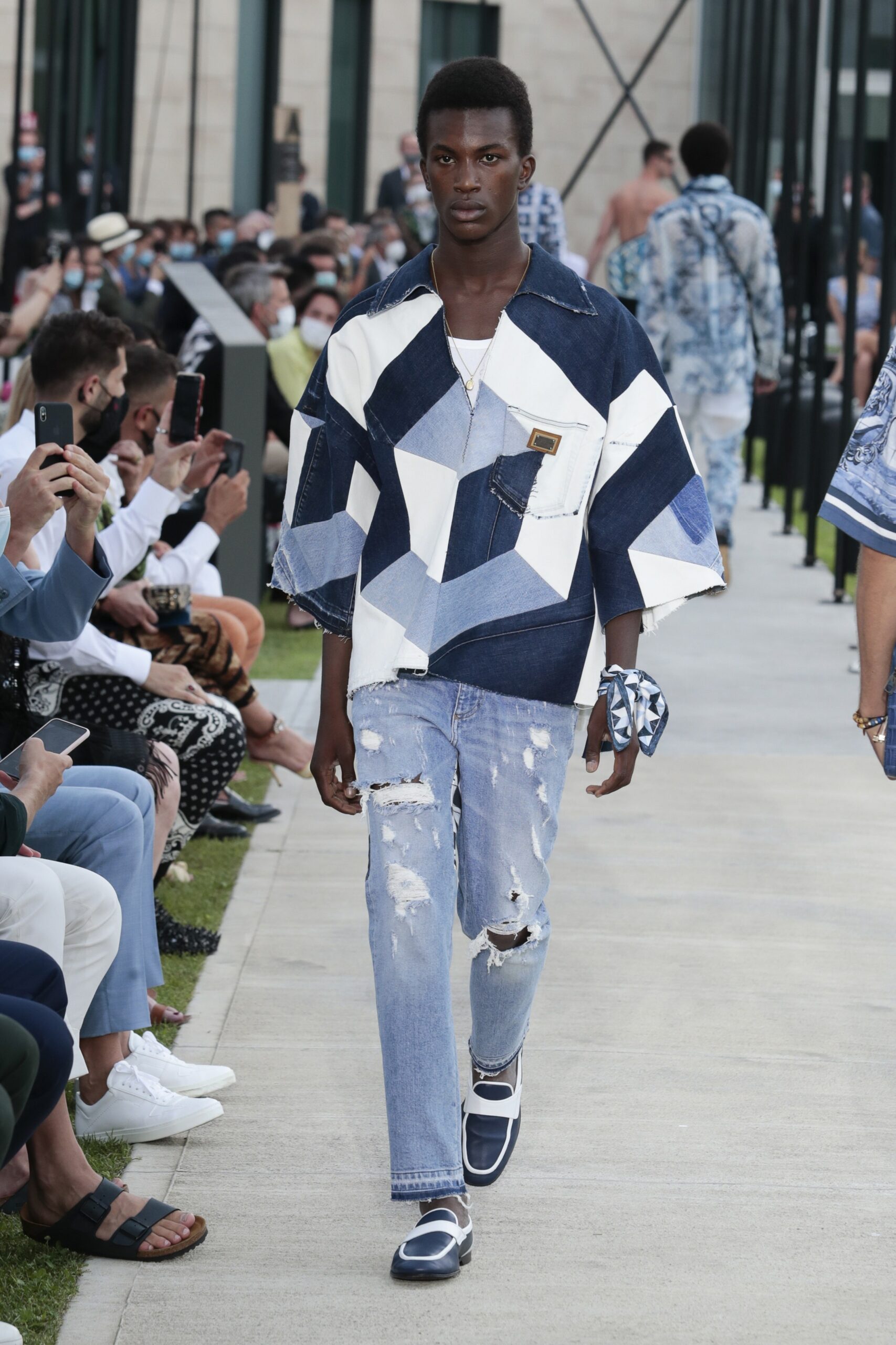 Dolce & Gabbana S/S 21 Menswear Look 48