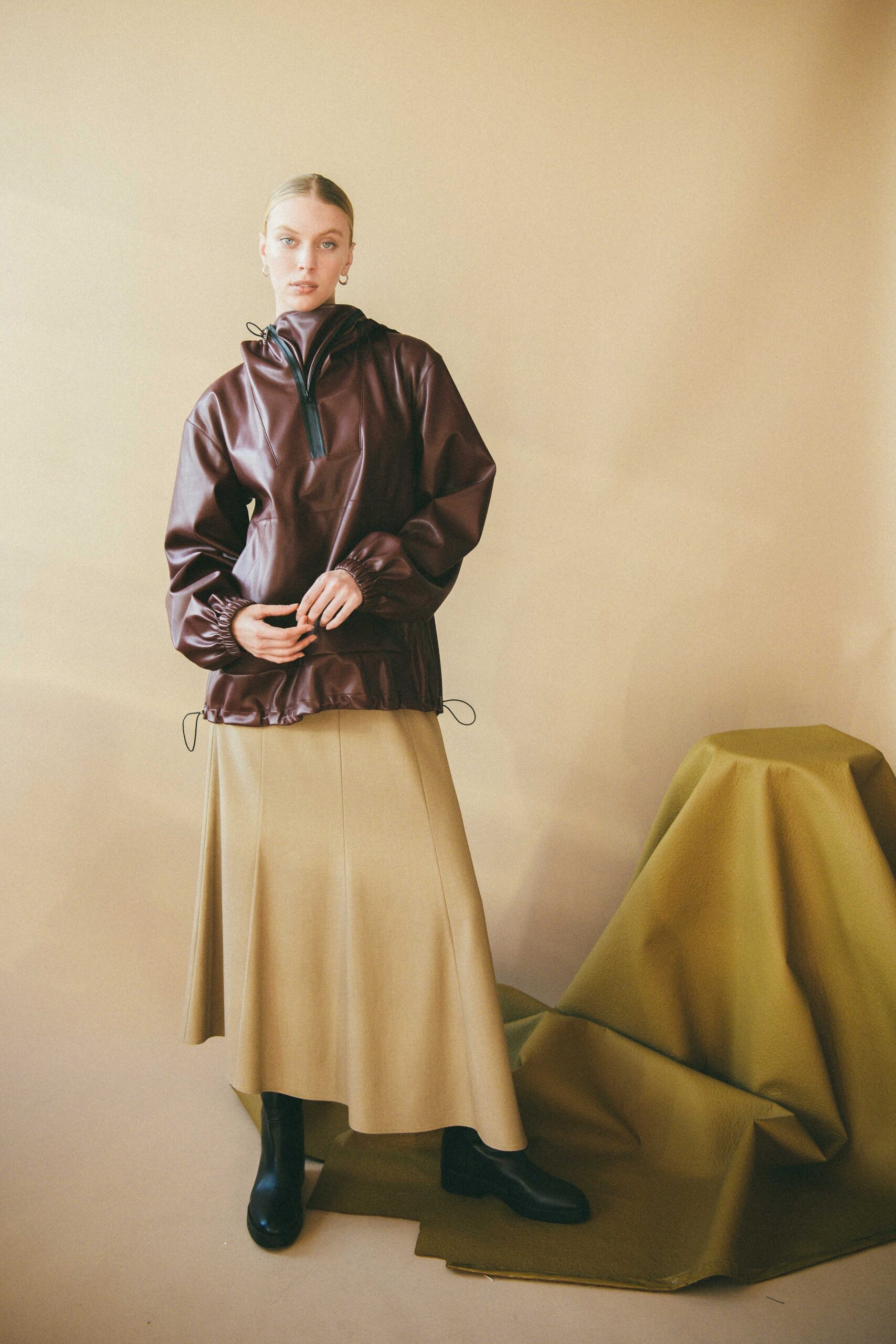 Deveaux F/W 21 Look 48