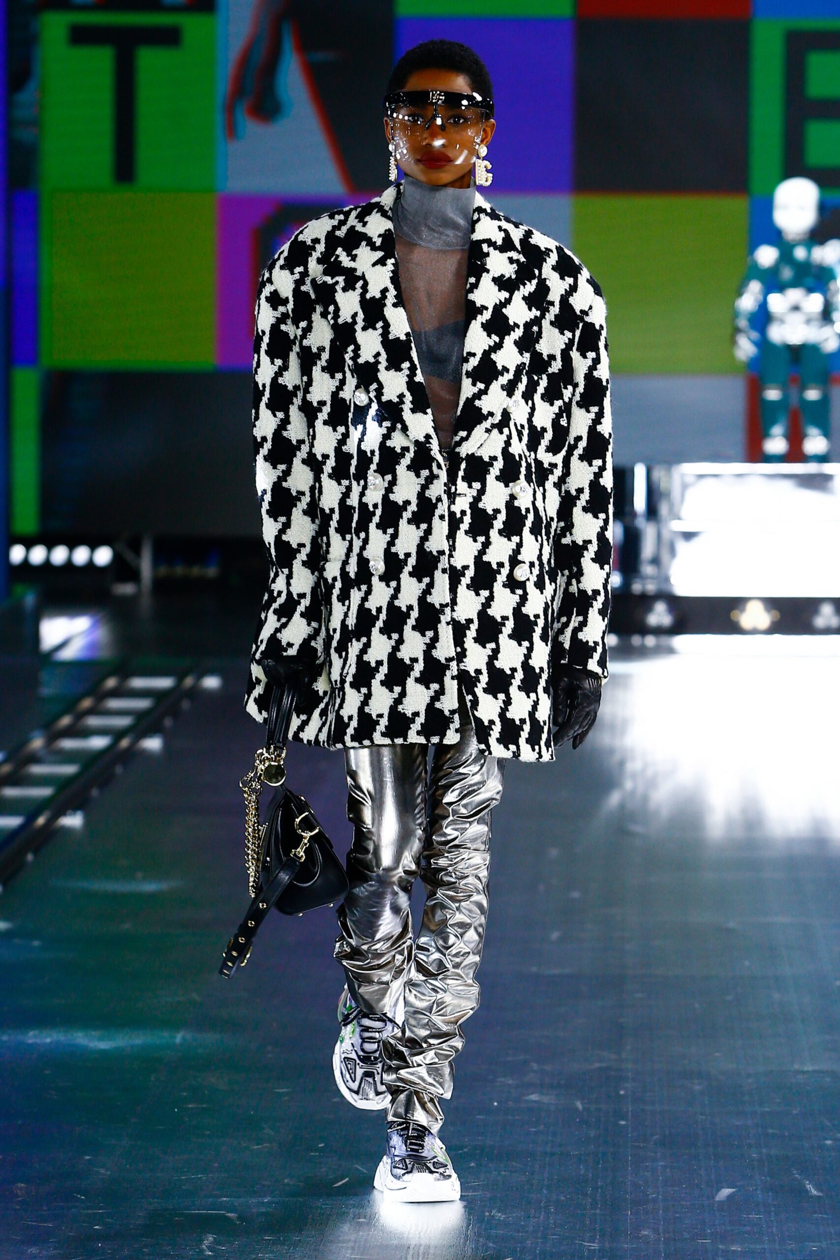 Dolce & Gabbana F/W 21 Look 47