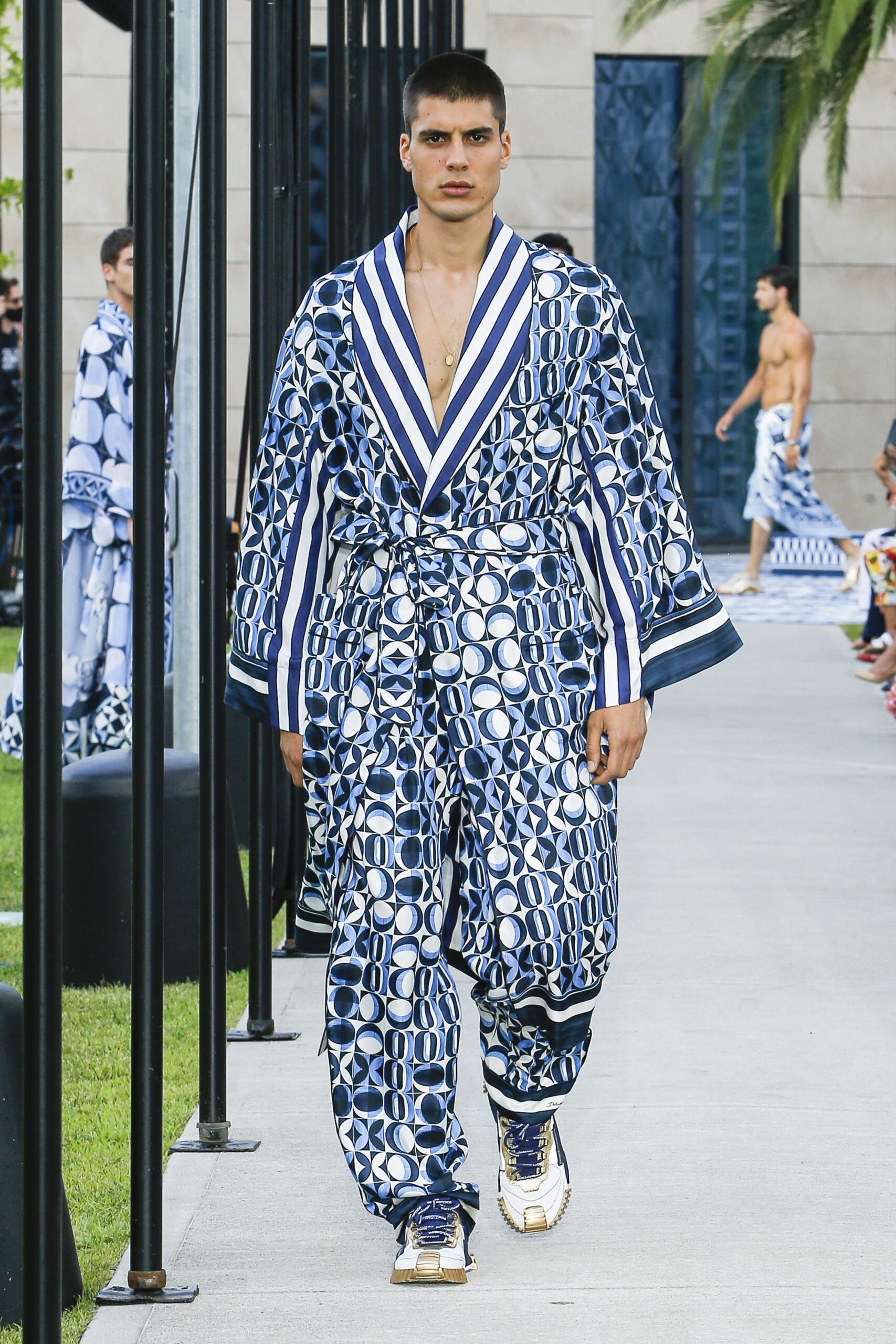 Dolce & Gabbana S/S 21 Menswear Look 49