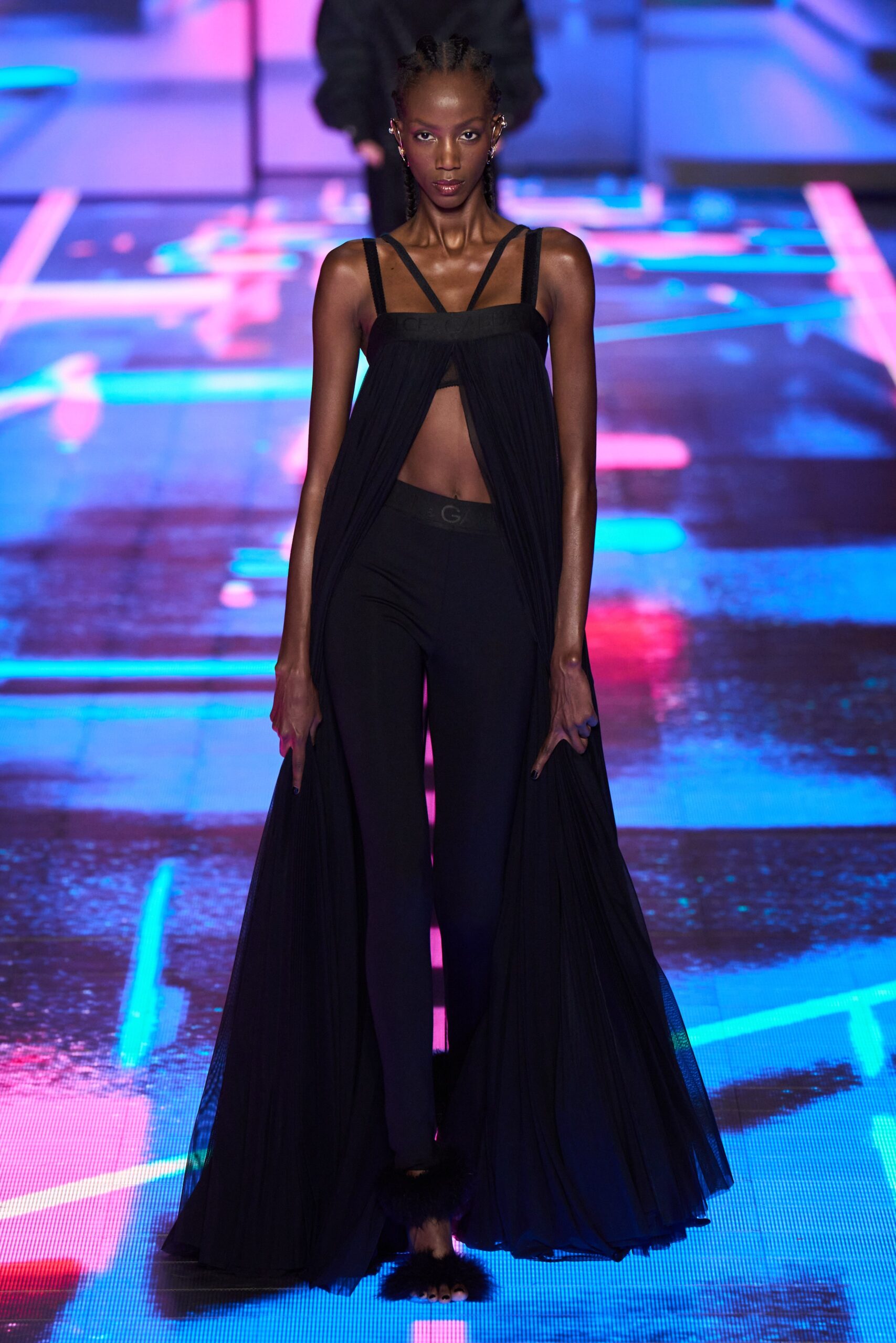 Dolce & Gabbana F/W 22 Look 49