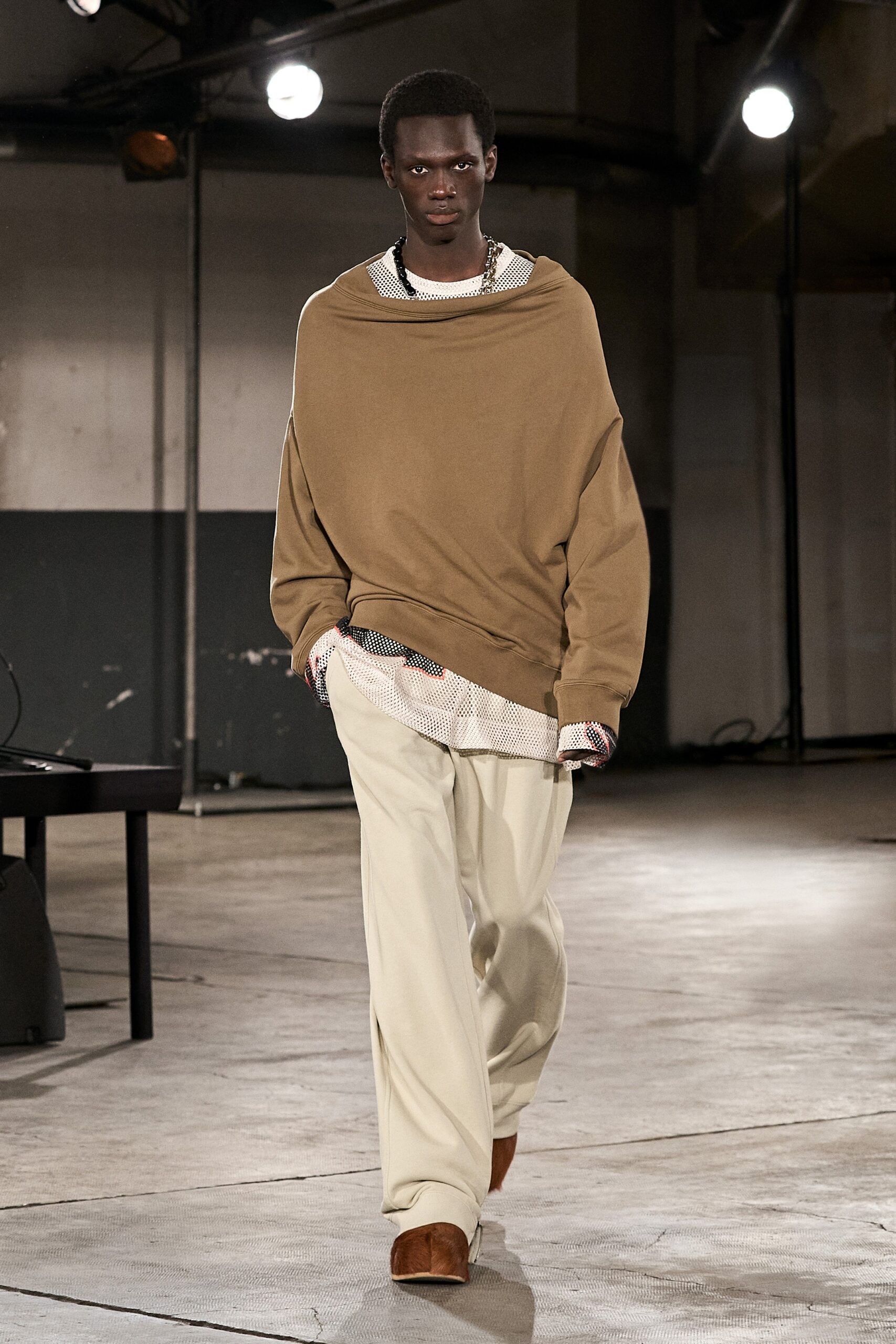 Dries Van Noten F/W 23 Menswear Look 49