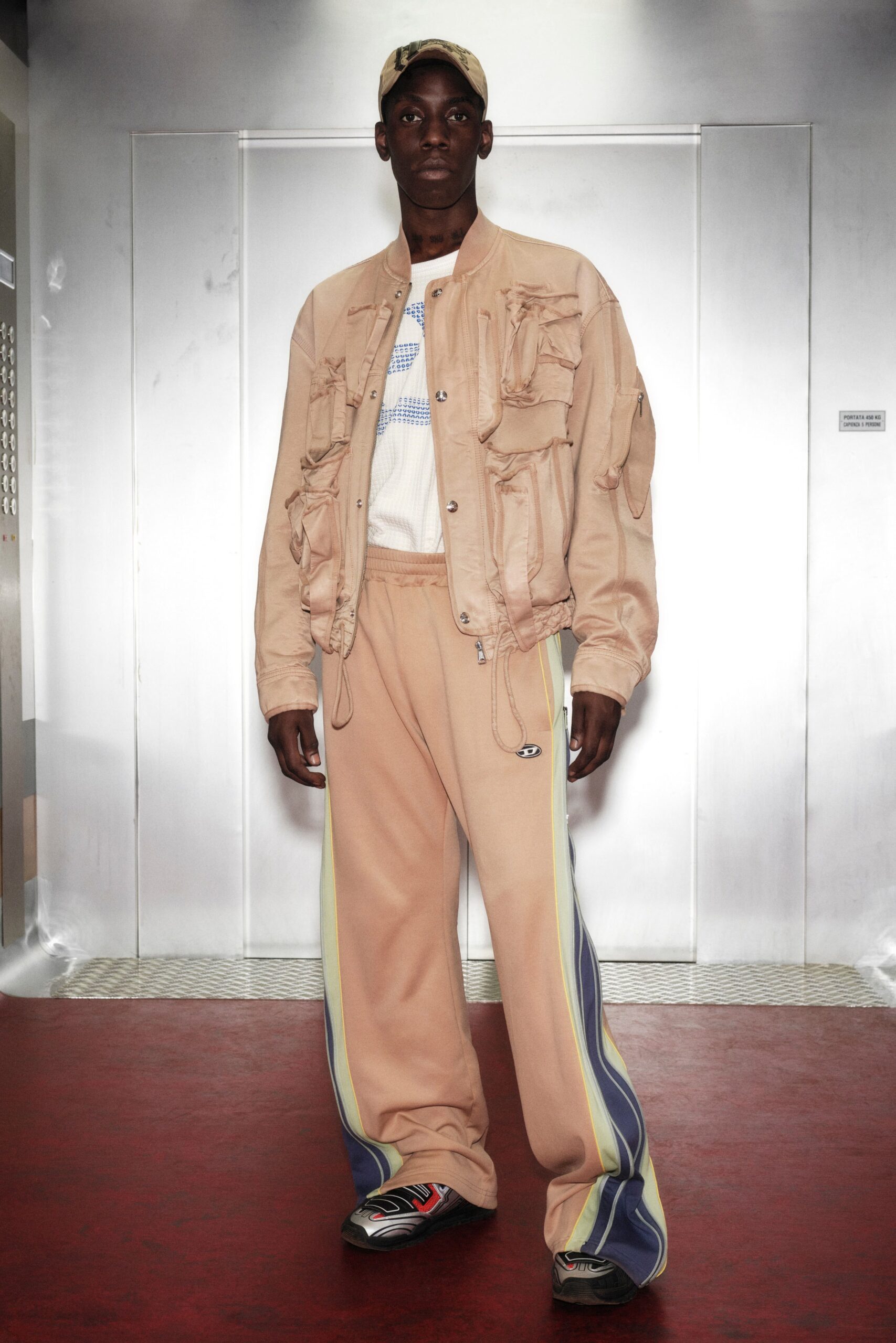 Diesel S/S 22 Look 50