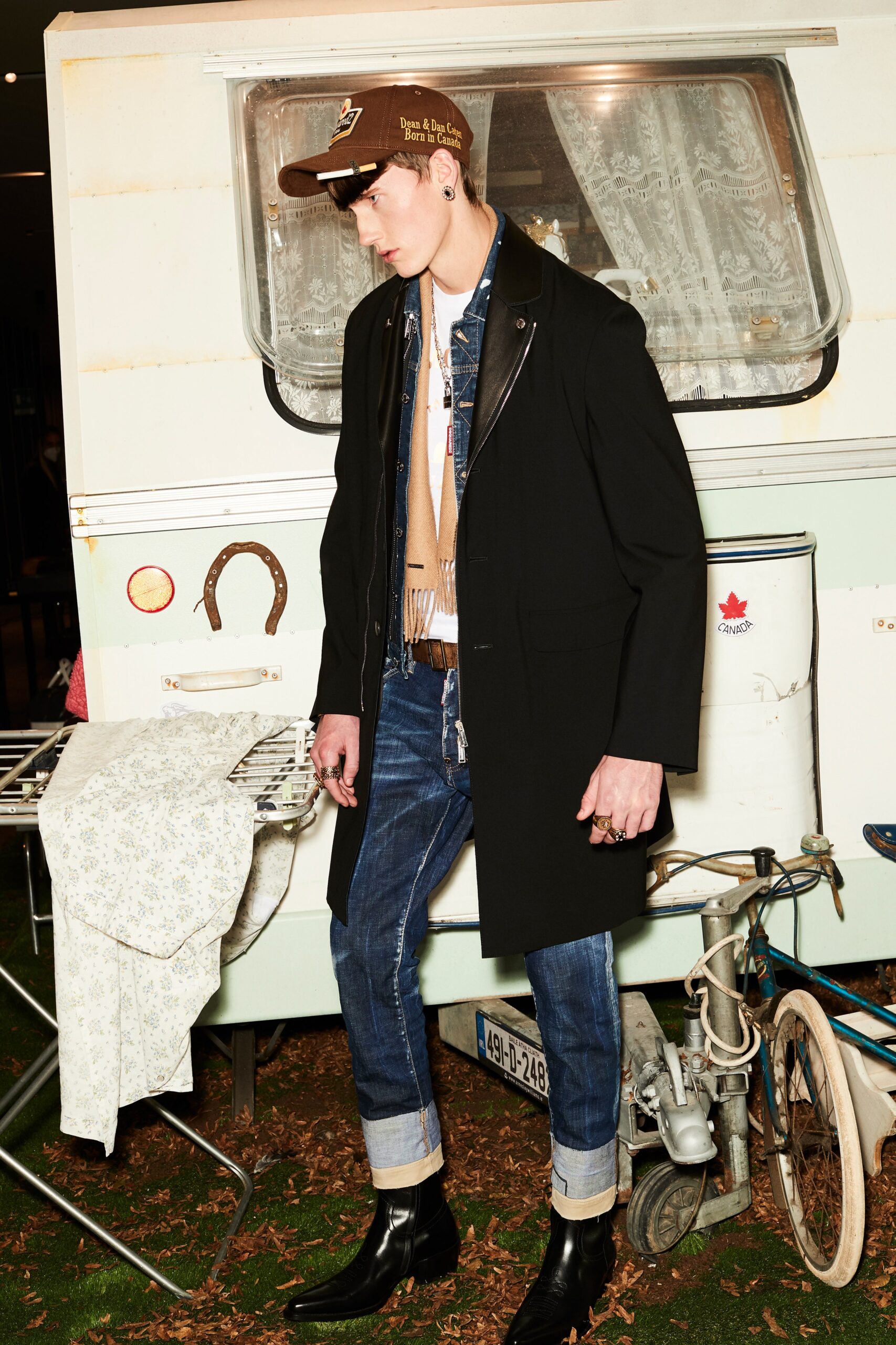 Dsquared2 F/W 21 Look 50