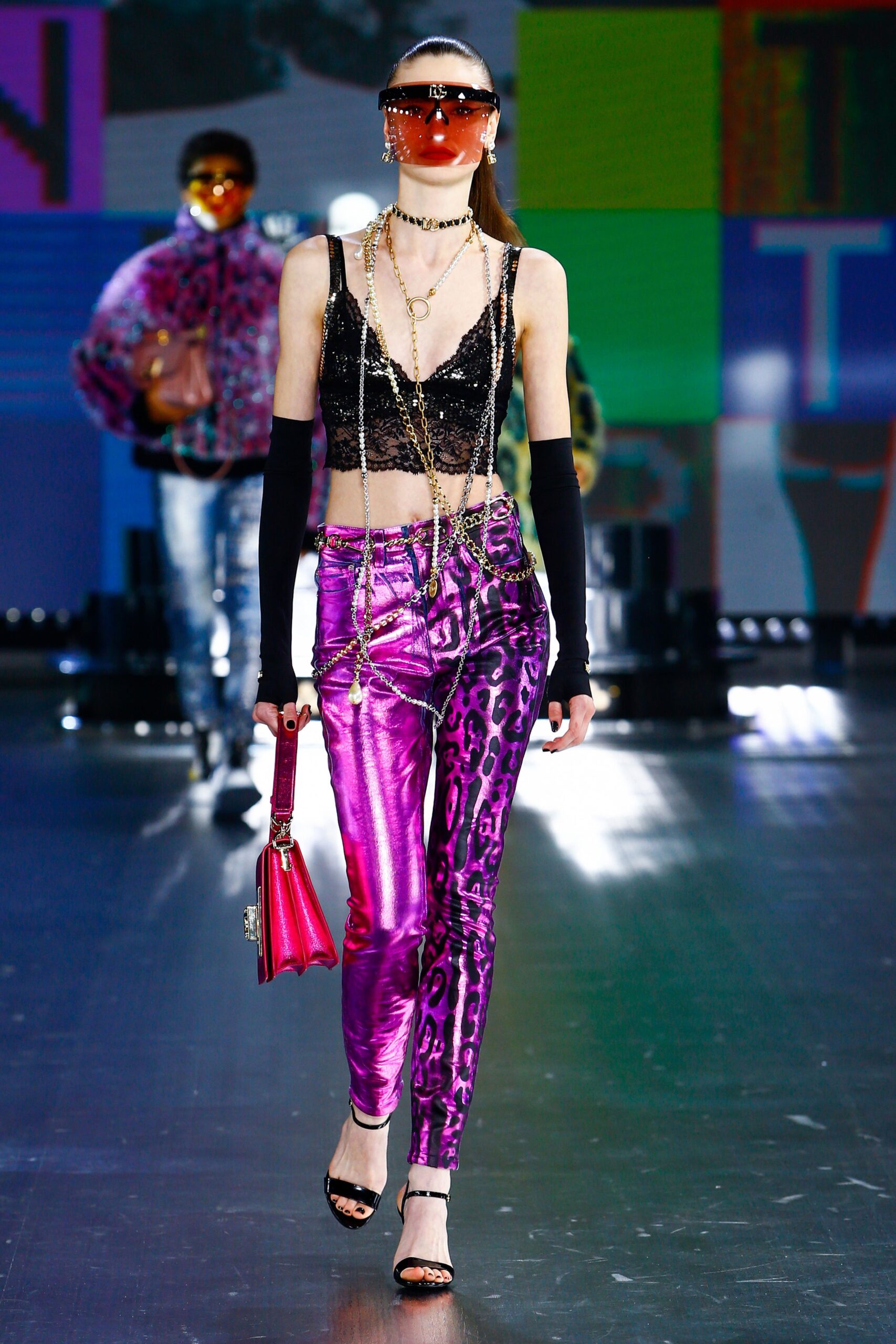 Dolce & Gabbana F/W 21 Look 49