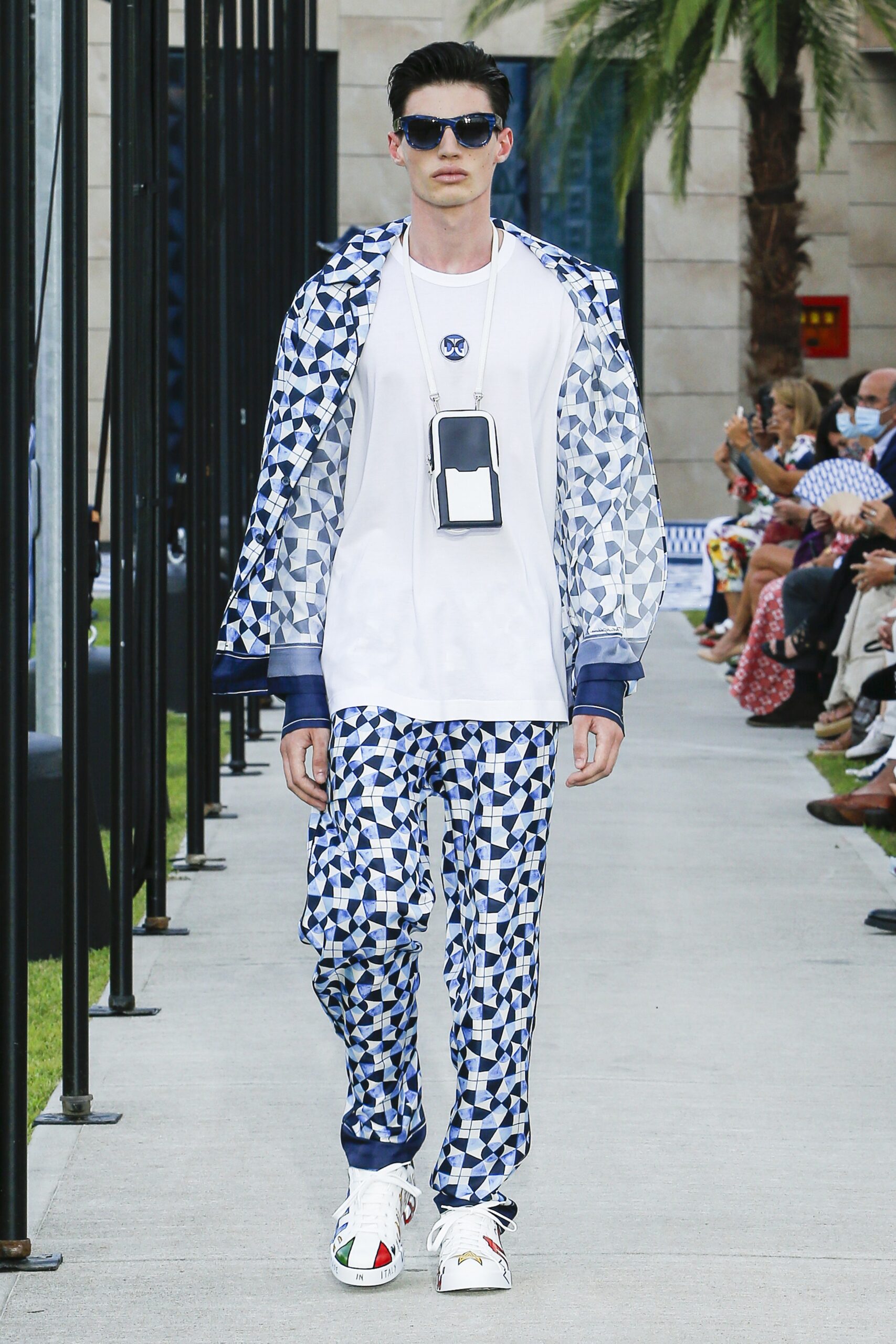 Dolce & Gabbana S/S 21 Menswear Look 51