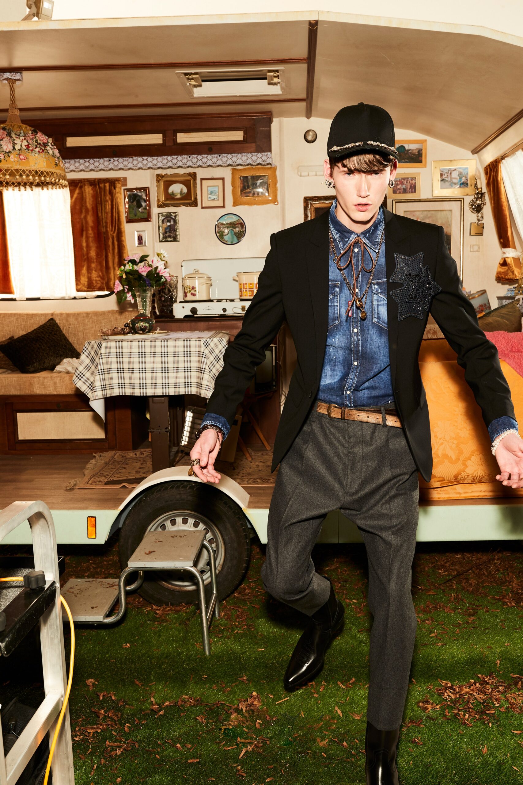 Dsquared2 F/W 21 Look 52