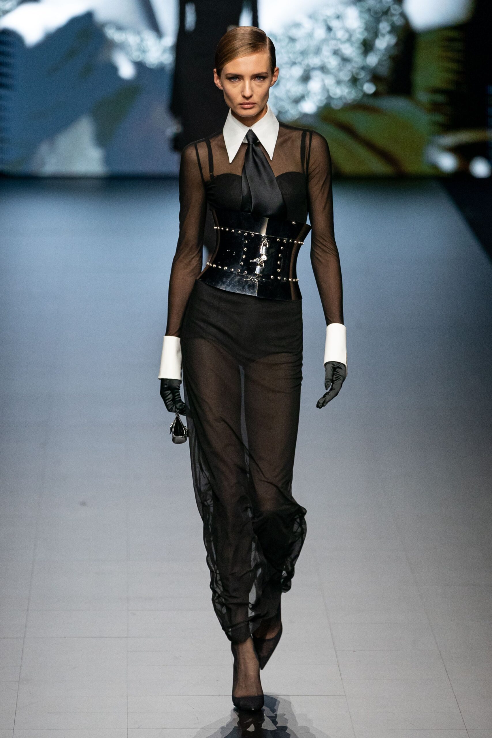 Dolce & Gabbana S/S 23 Look 53