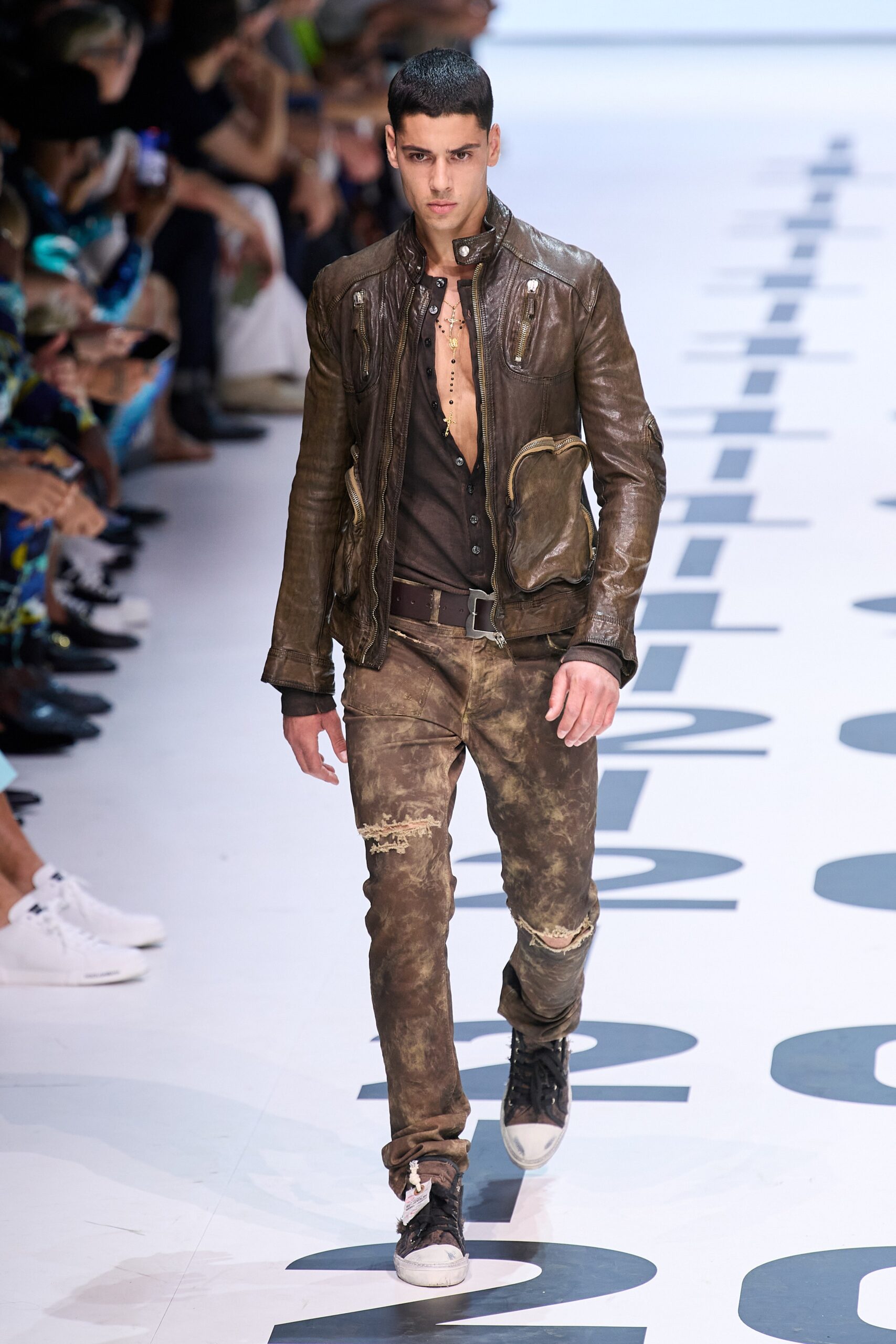 Dolce & Gabbana S/S 23 Menswear Look 54