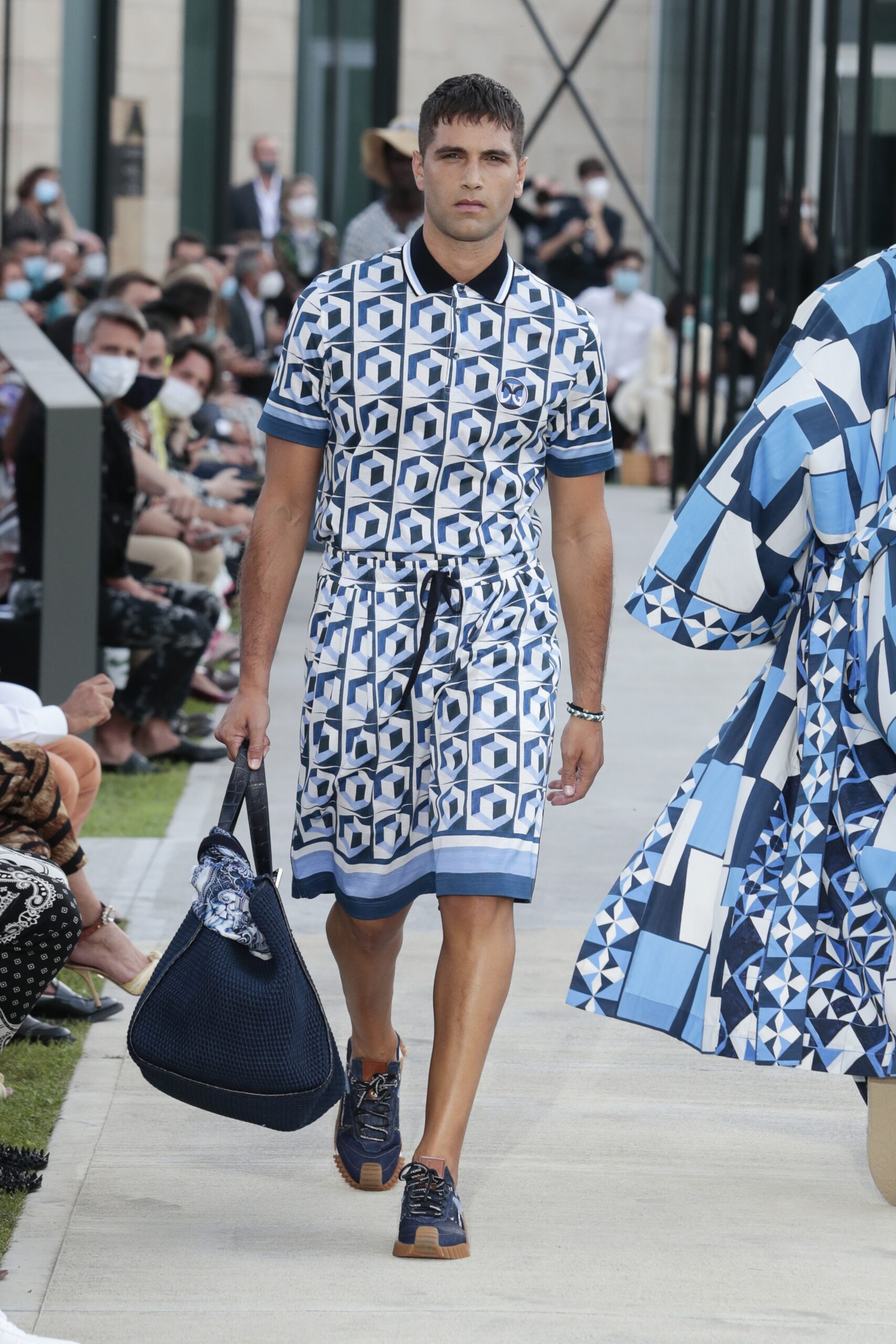 Dolce & Gabbana S/S 21 Menswear Look 56