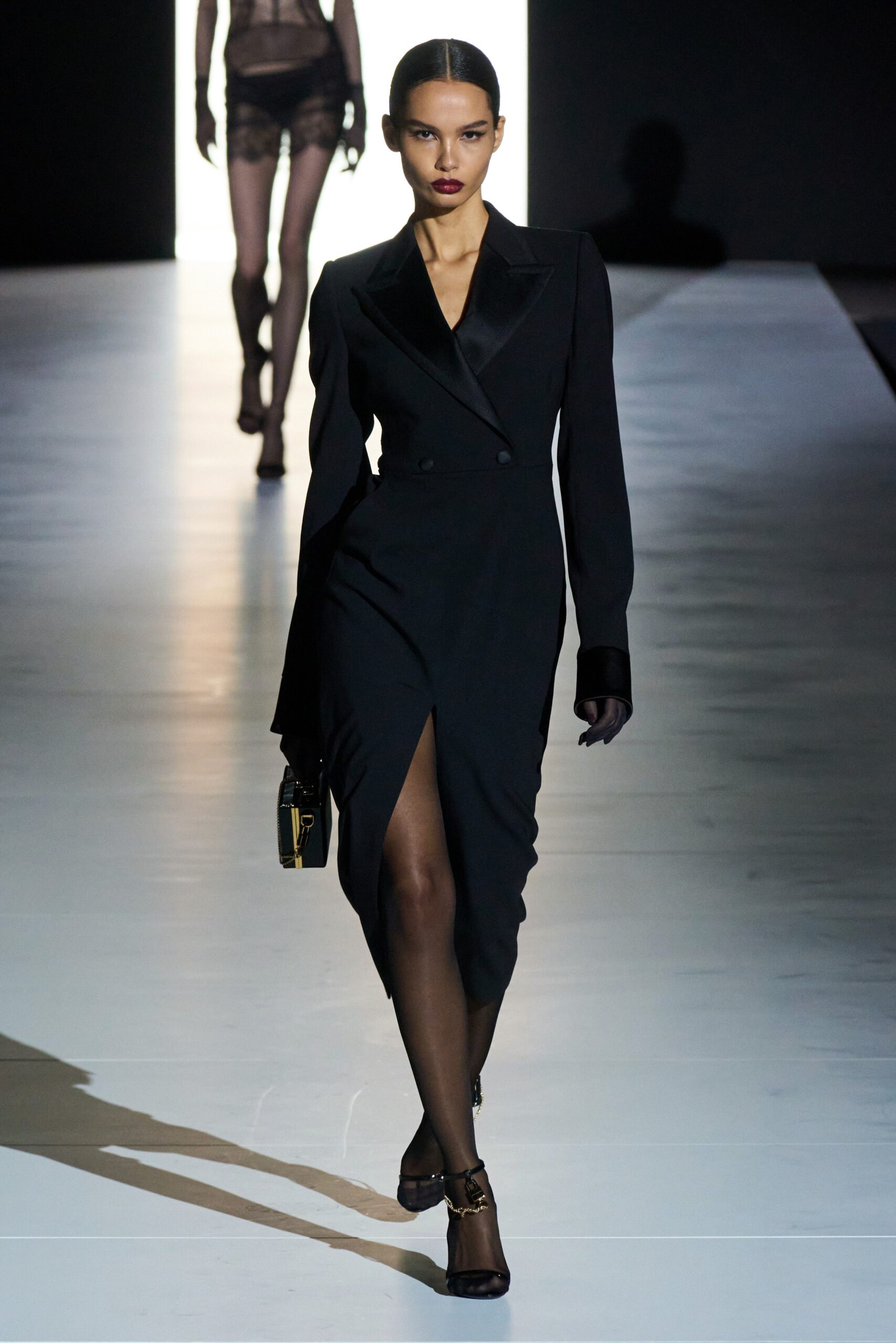 Dolce & Gabbana F/W 23 Look 56