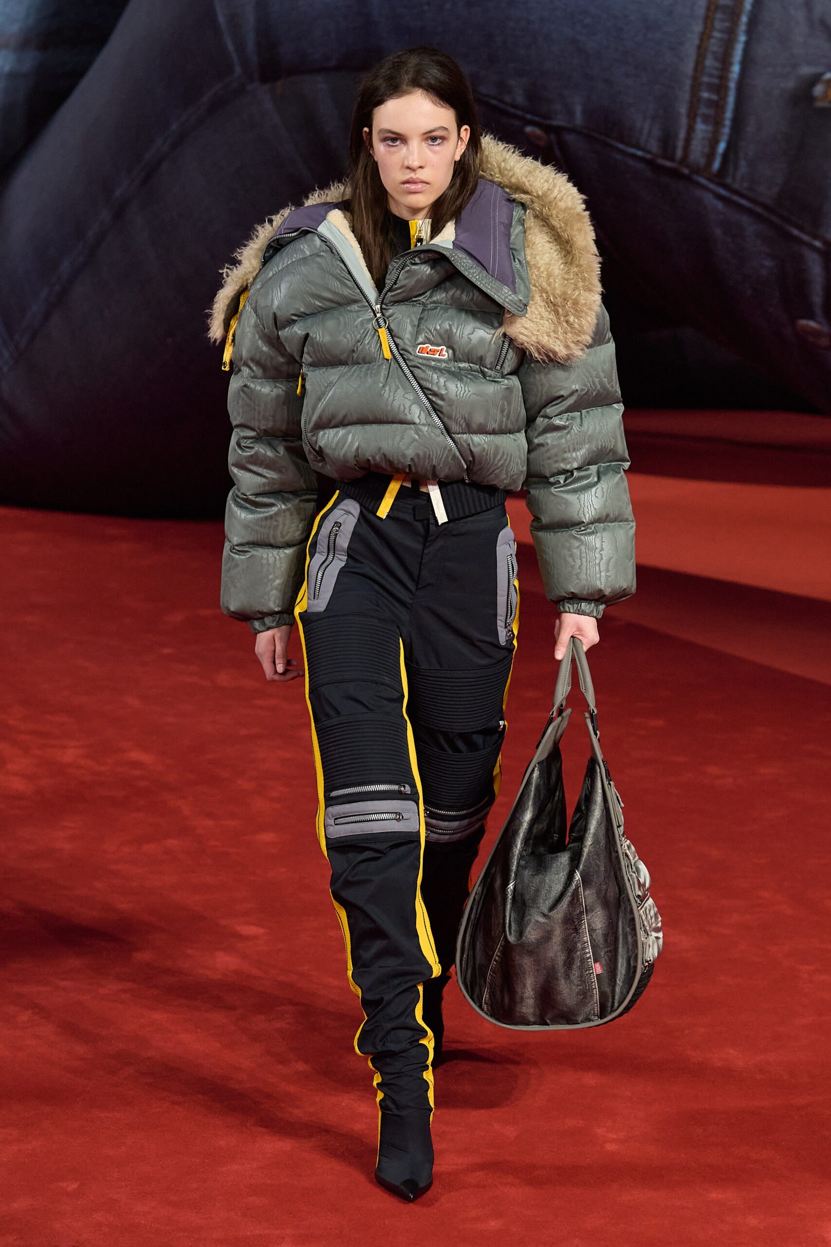 Diesel F/W 22 Look 57