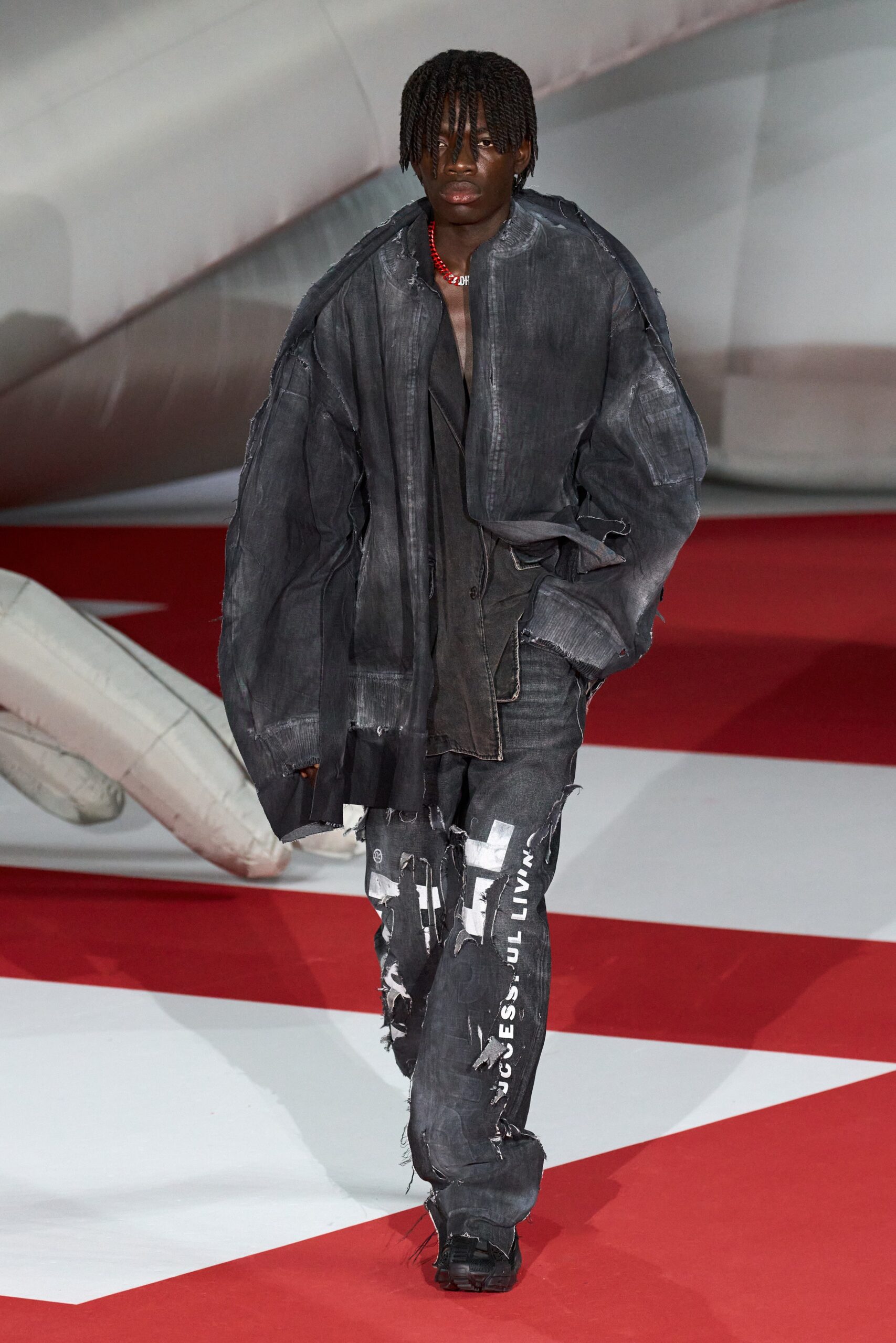 Diesel S/S 23 Look 66