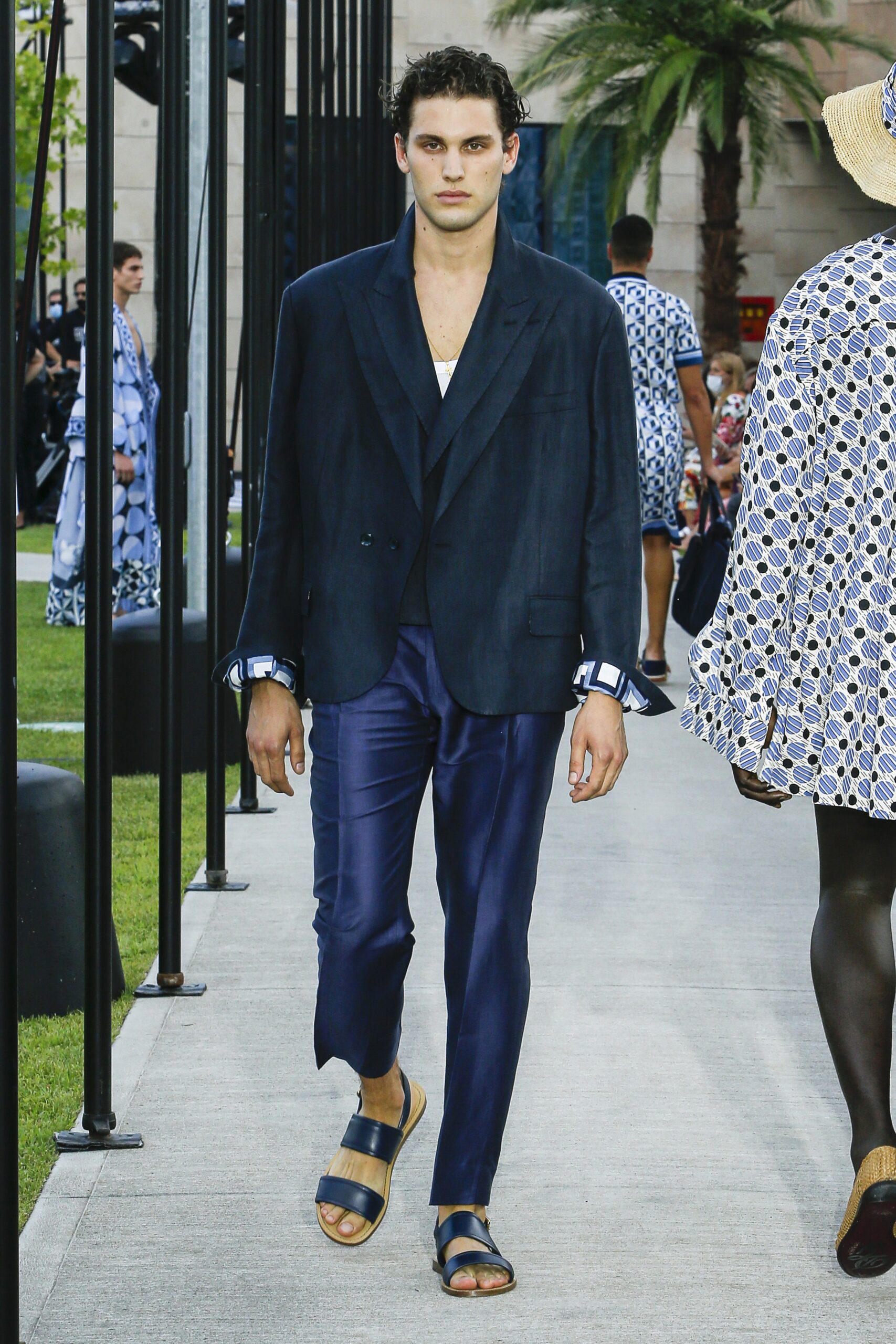 Dolce & Gabbana S/S 21 Menswear Look 67