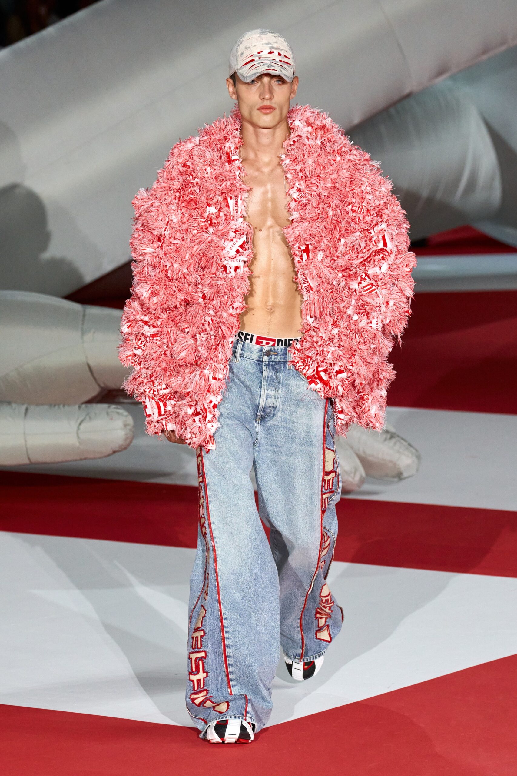 Diesel S/S 23 Look 68