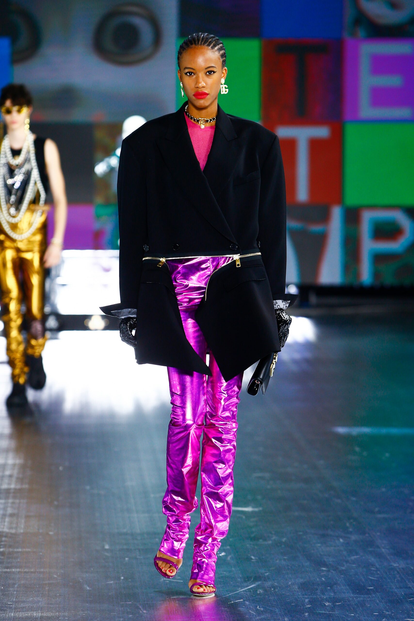 Dolce & Gabbana F/W 21 Look 68