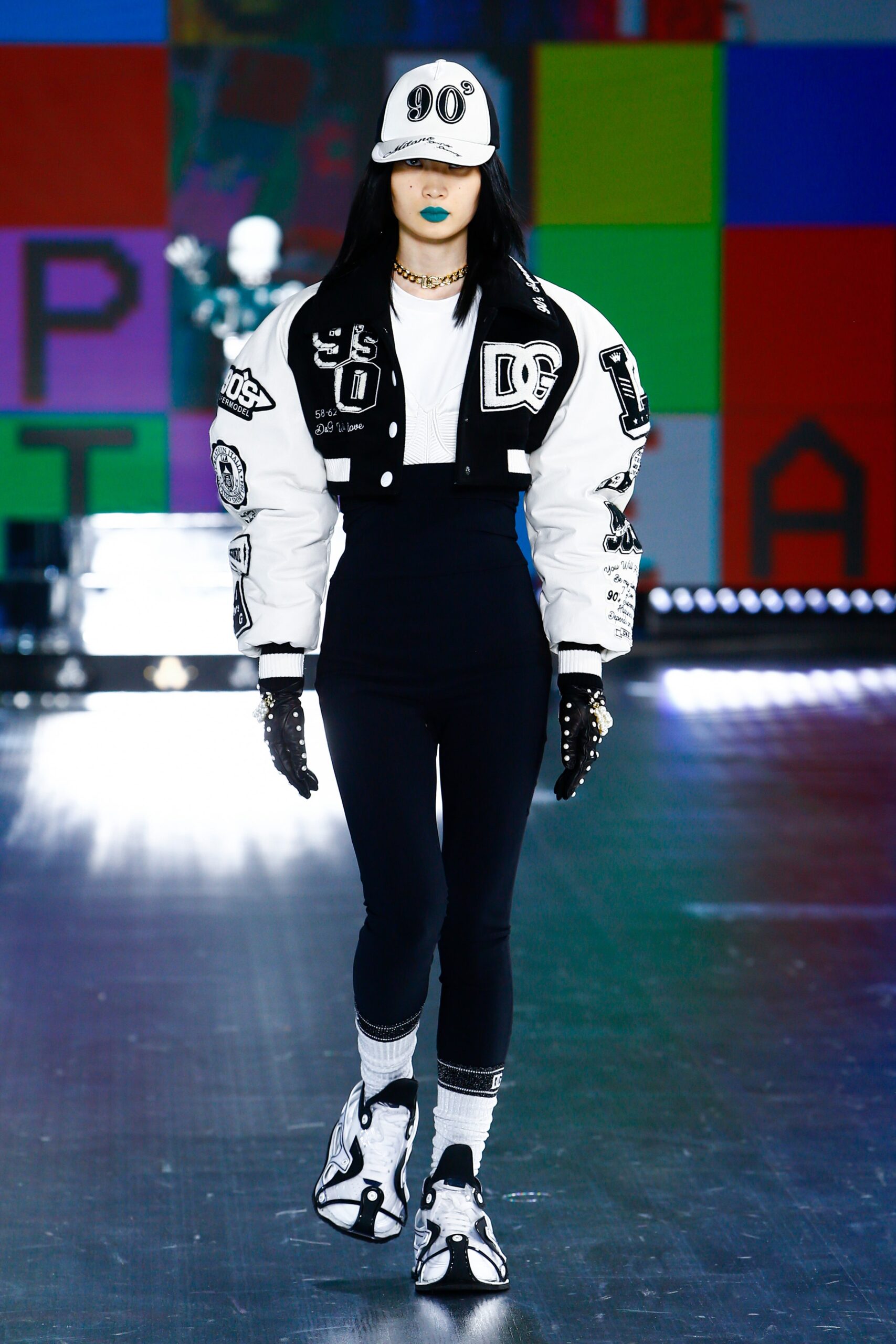 Dolce & Gabbana F/W 21 Look 71
