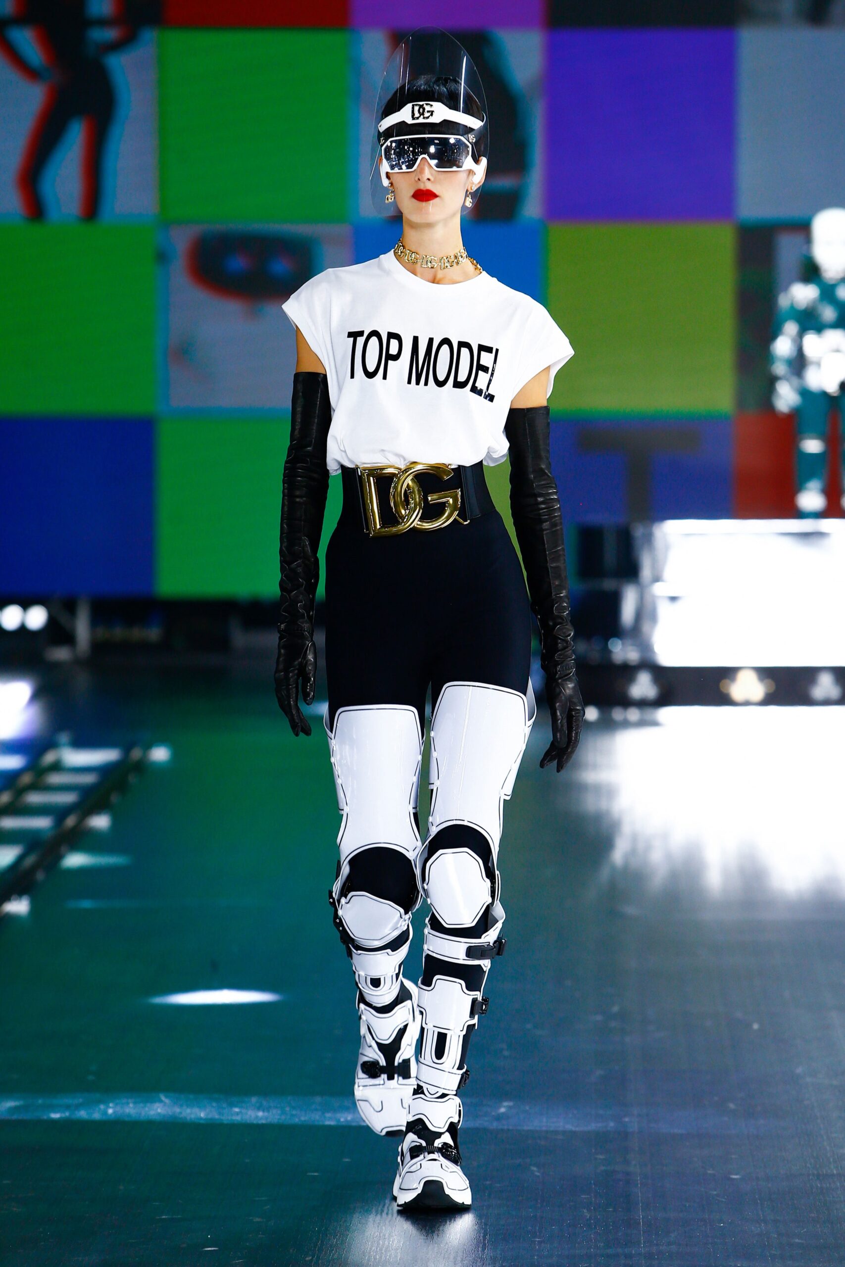 Dolce & Gabbana F/W 21 Look 72