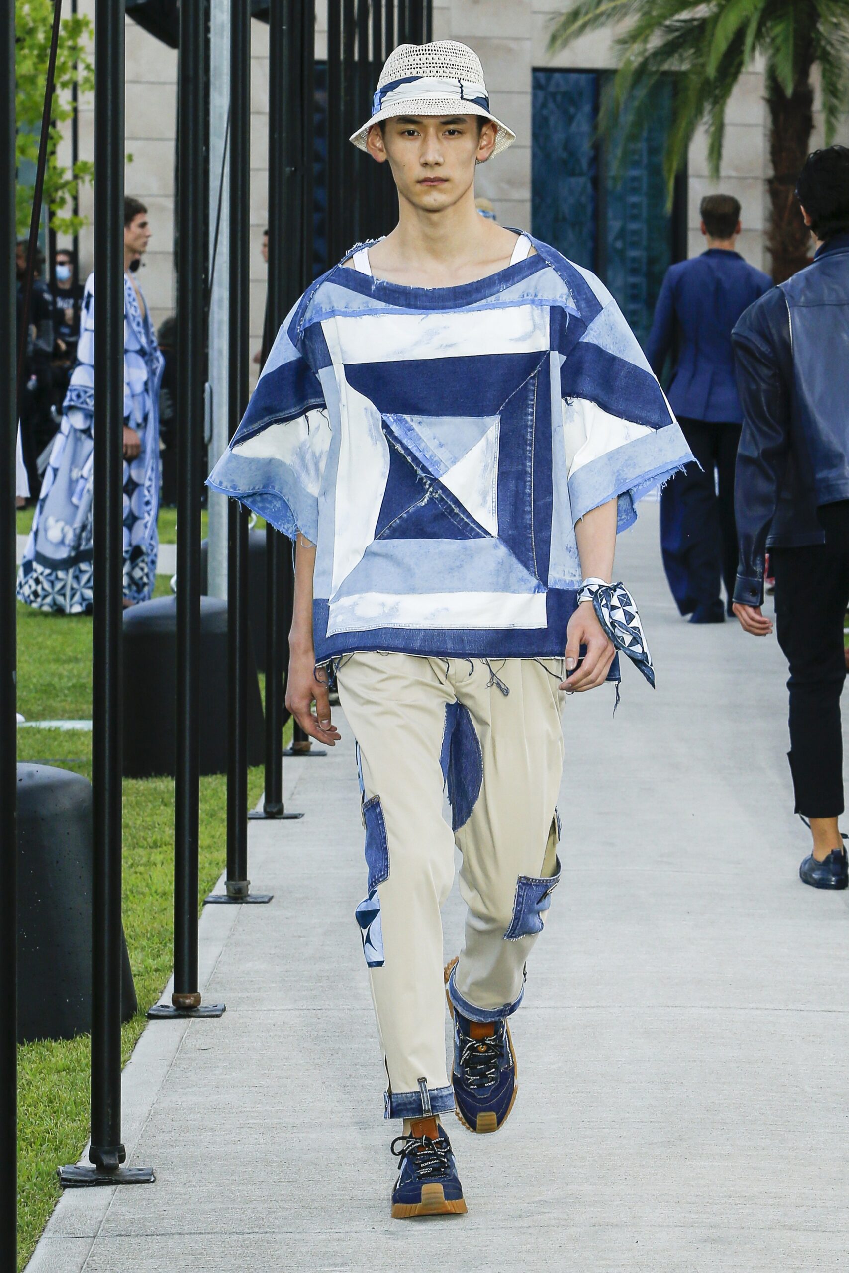 Dolce & Gabbana S/S 21 Menswear Look 75