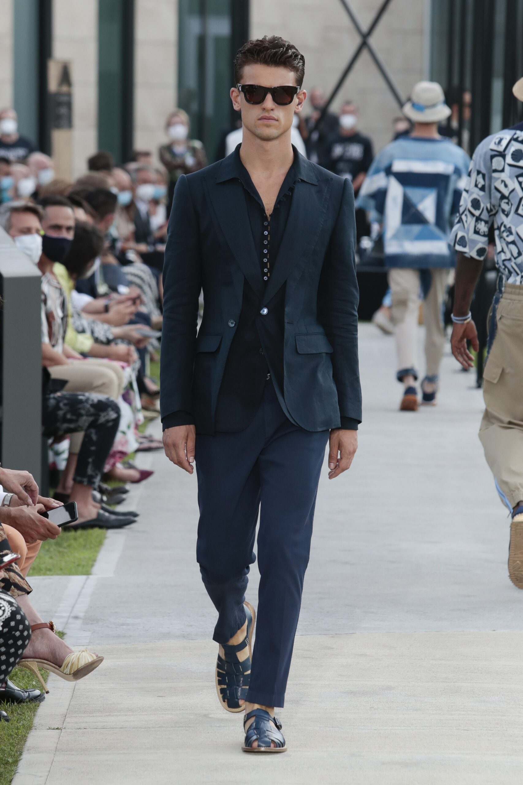 Dolce & Gabbana S/S 21 Menswear Look 80
