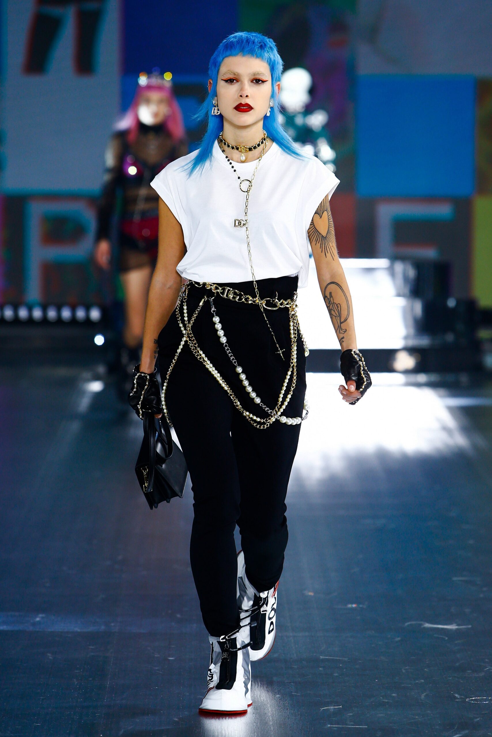 Dolce & Gabbana F/W 21 Look 80