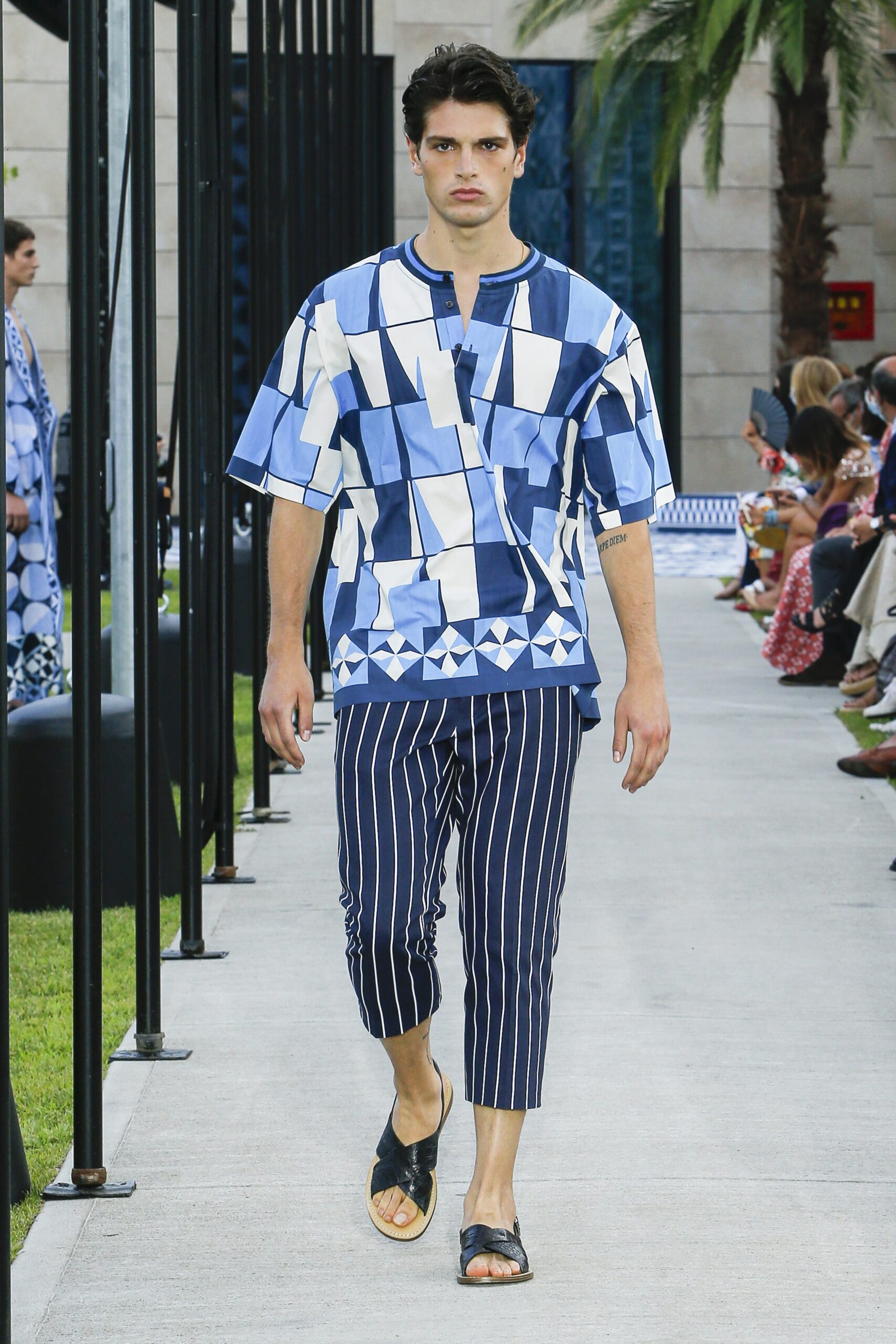 Dolce & Gabbana S/S 21 Menswear Look 83