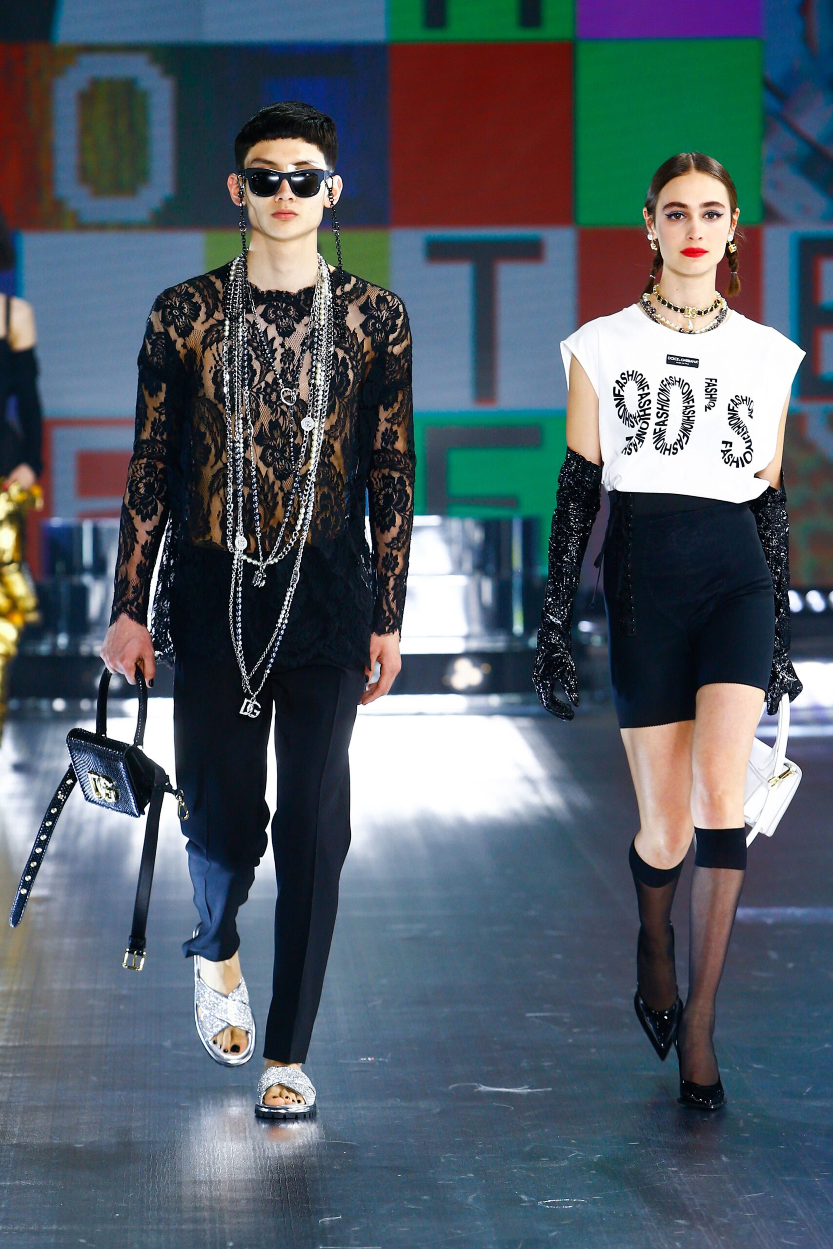 Dolce & Gabbana F/W 21 Look 82