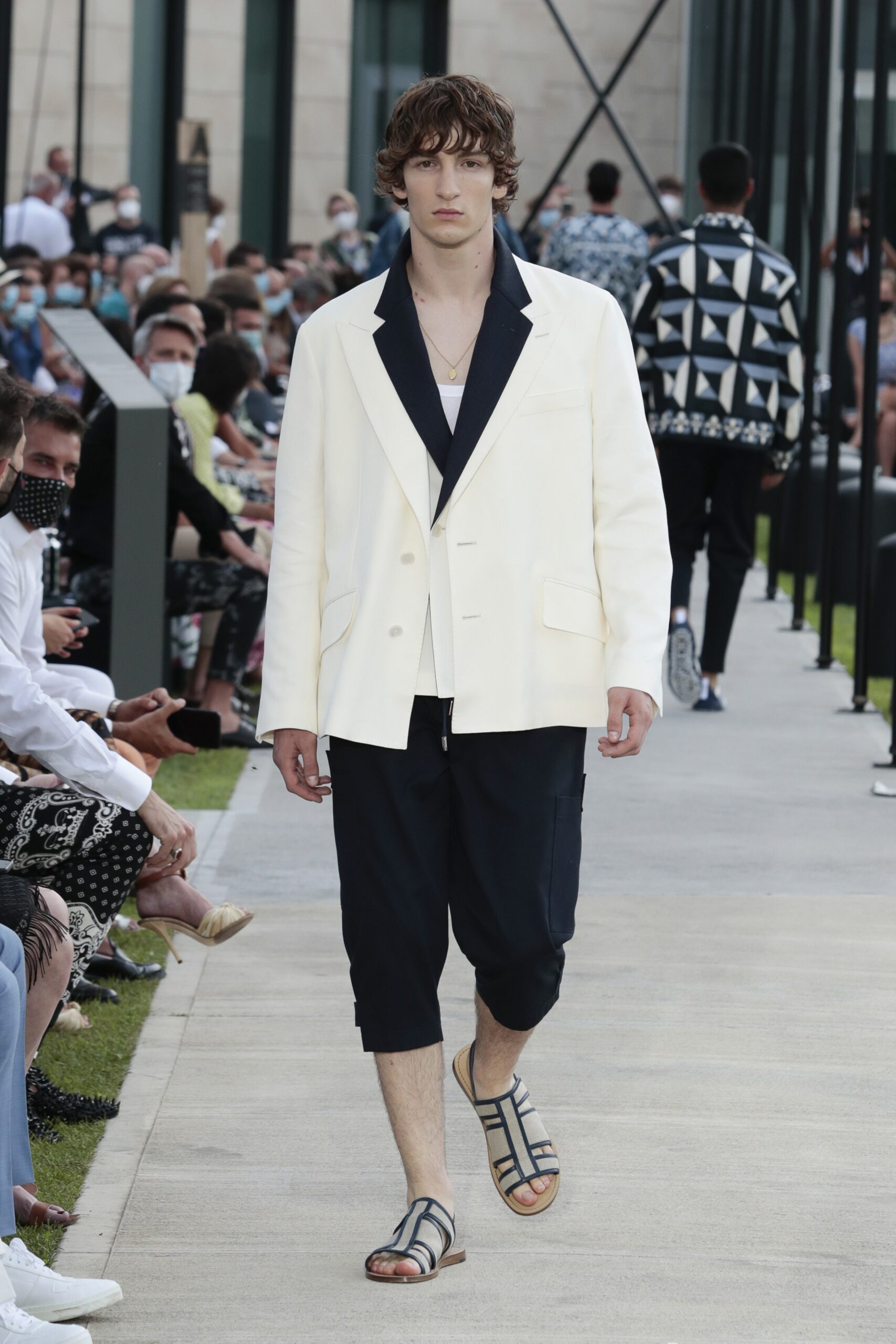 Dolce & Gabbana S/S 21 Menswear Look 84