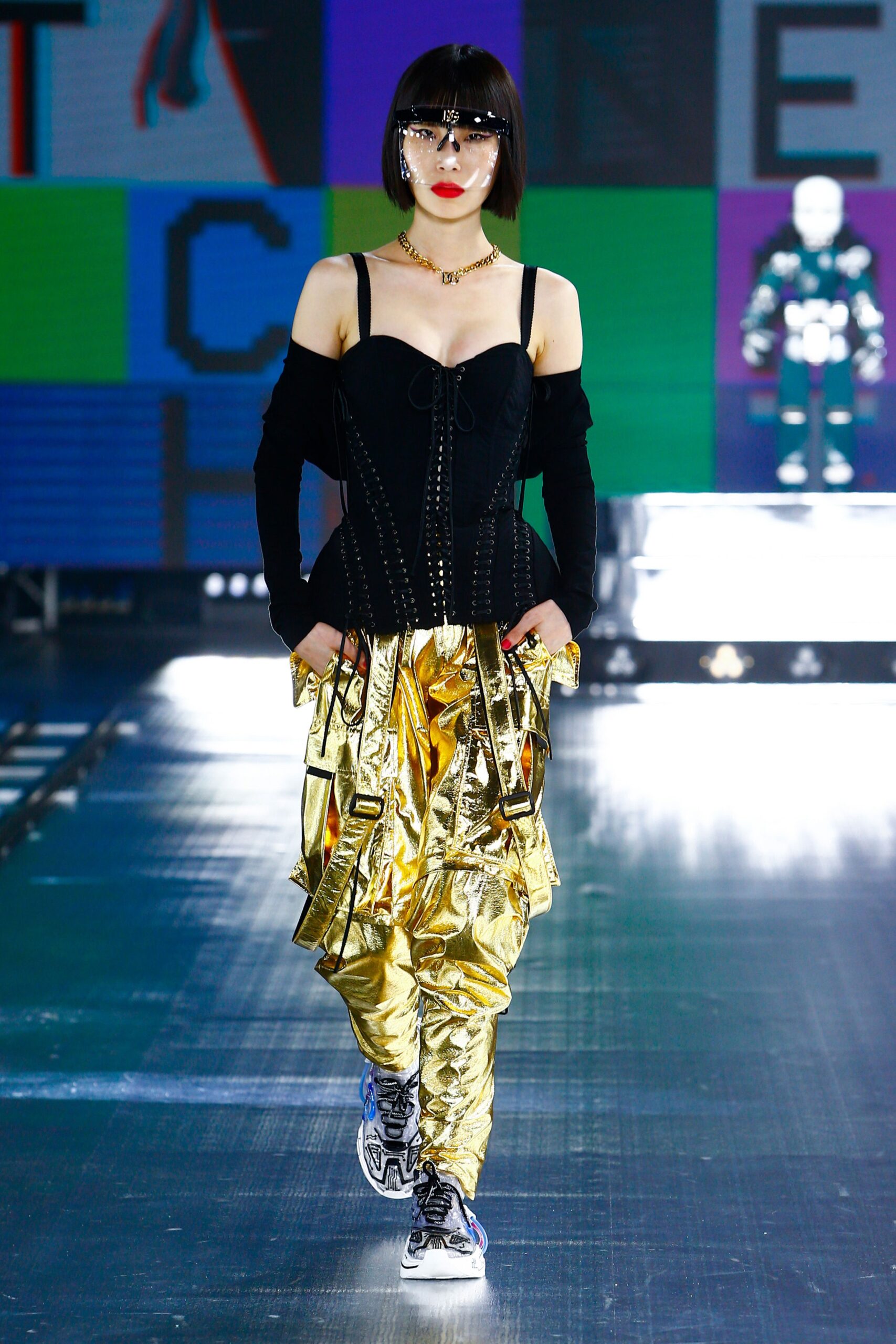 Dolce & Gabbana F/W 21 Look 85