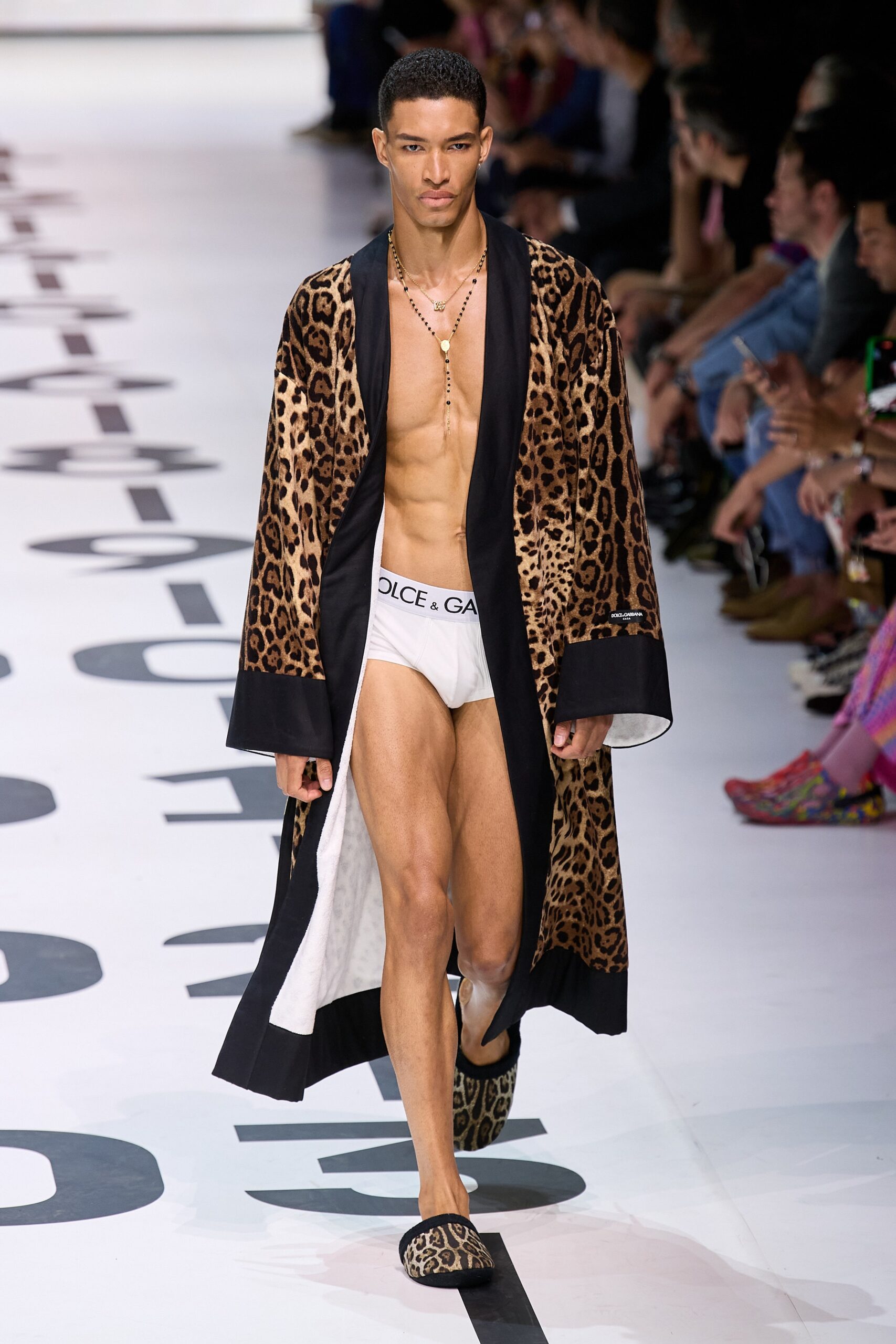 Dolce & Gabbana S/S 23 Menswear Look 86