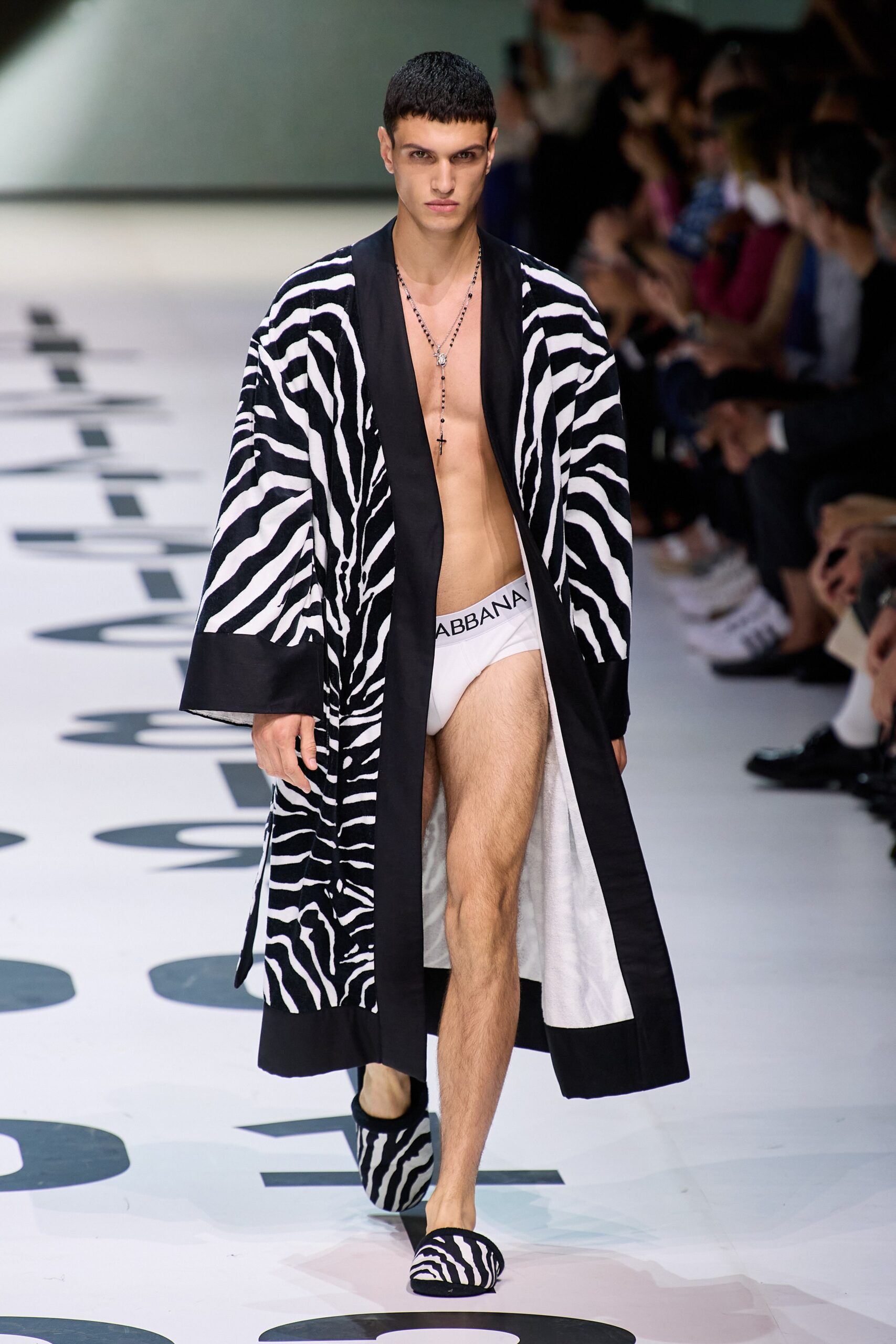 Dolce & Gabbana S/S 23 Menswear Look 88