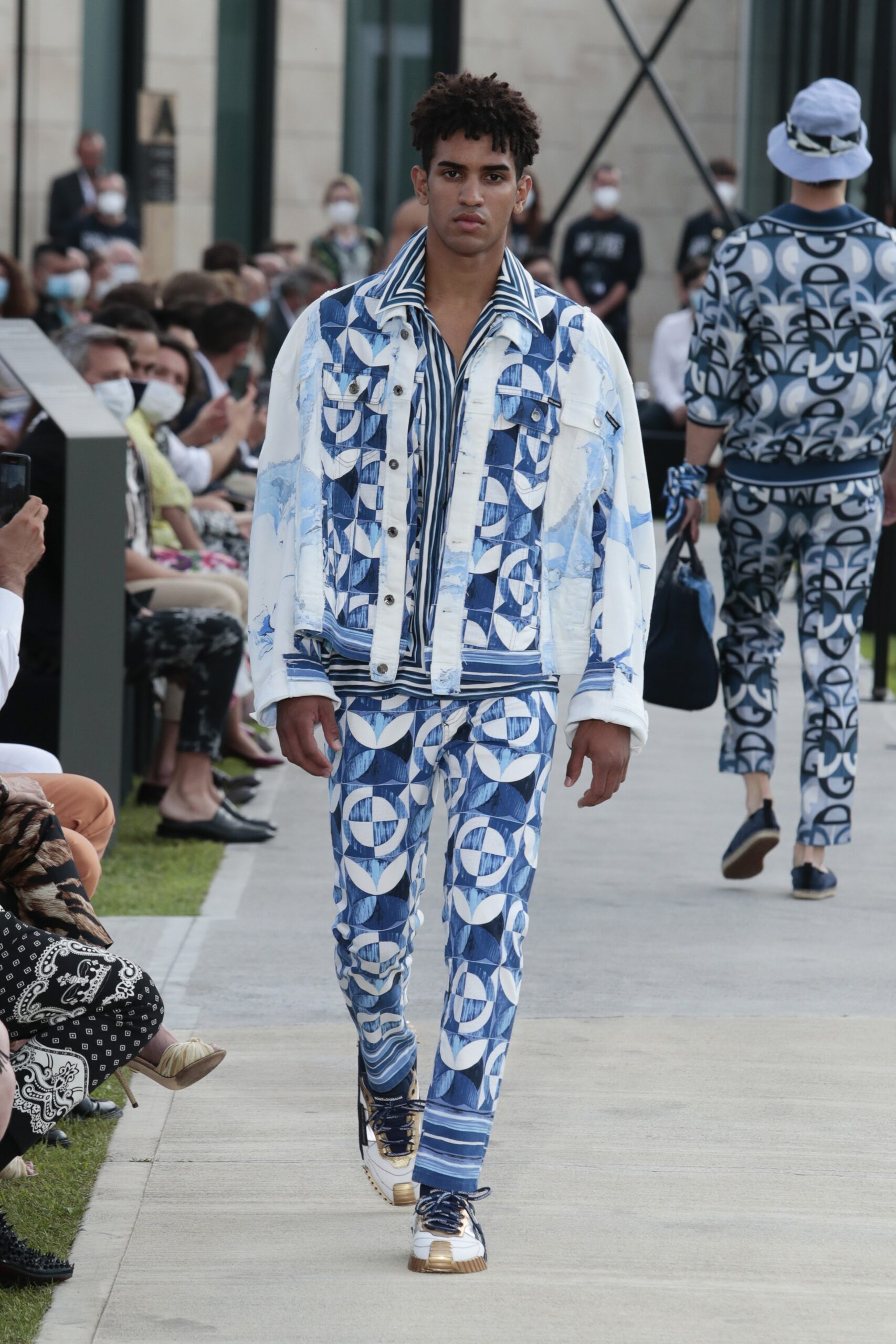 Dolce & Gabbana S/S 21 Menswear Look 90
