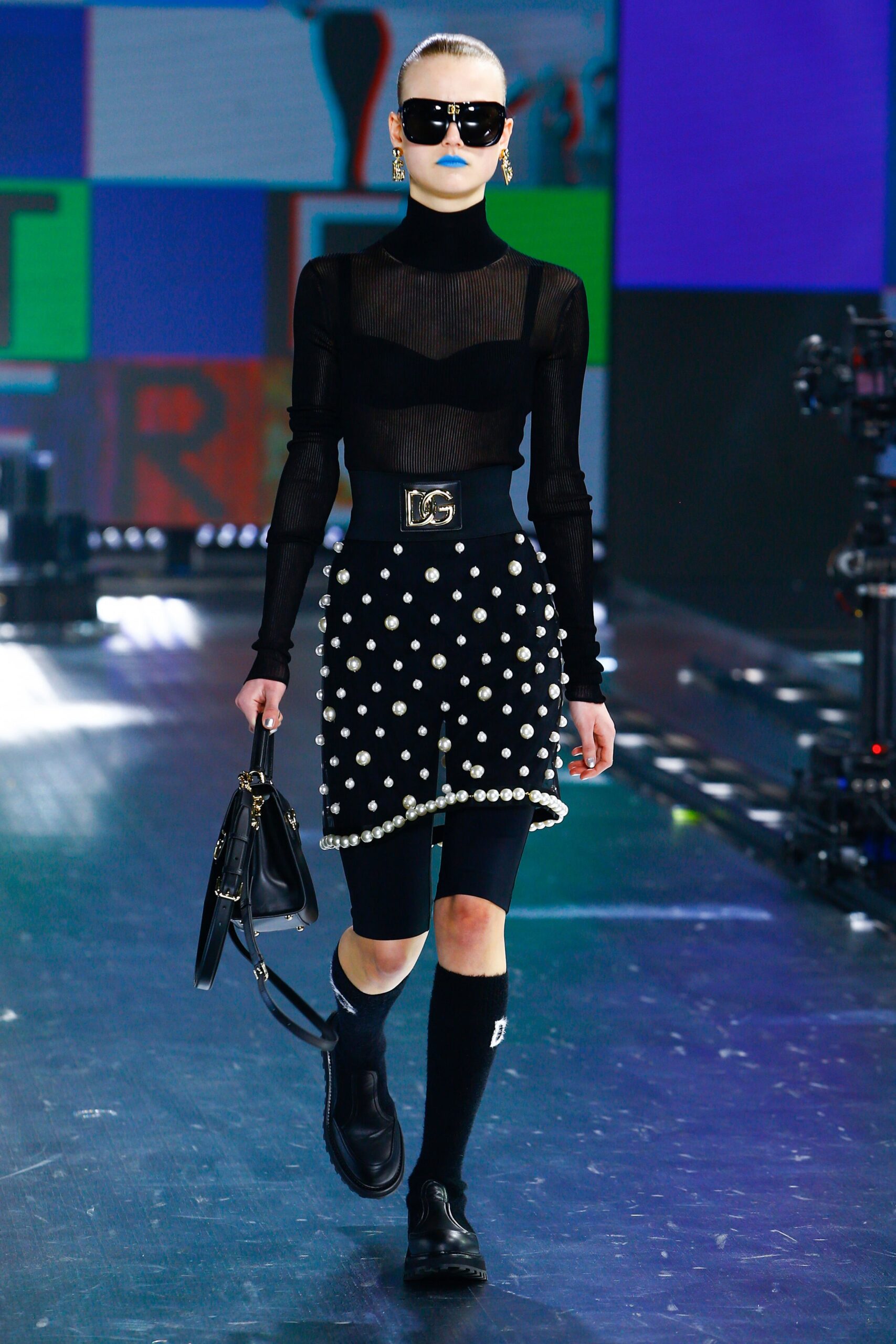 Dolce & Gabbana F/W 21 Look 117