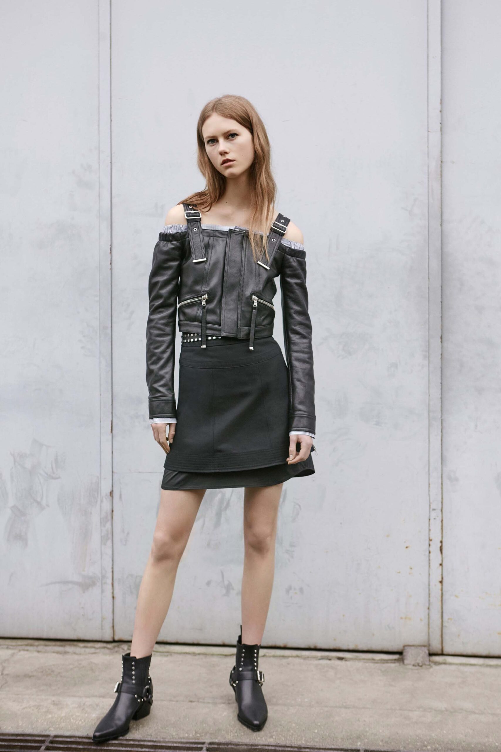 Diesel Black Gold Resort 17 Look 2